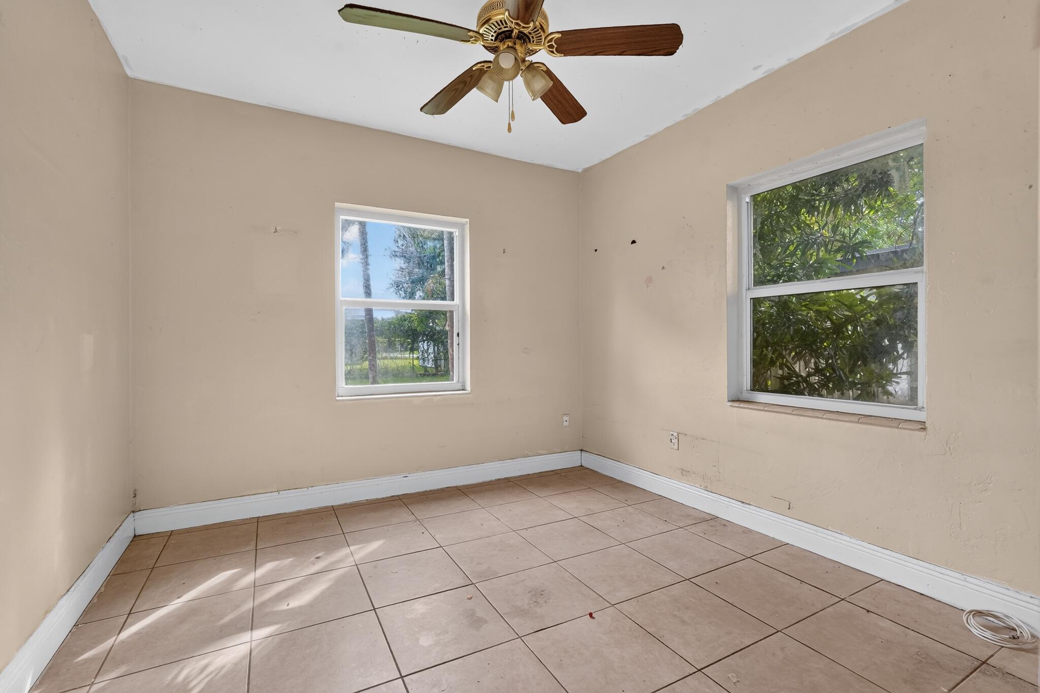 RICHMOND HEIGHTS - Residential