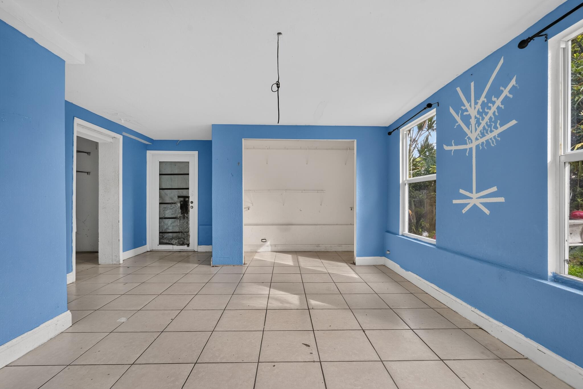RICHMOND HEIGHTS - Residential