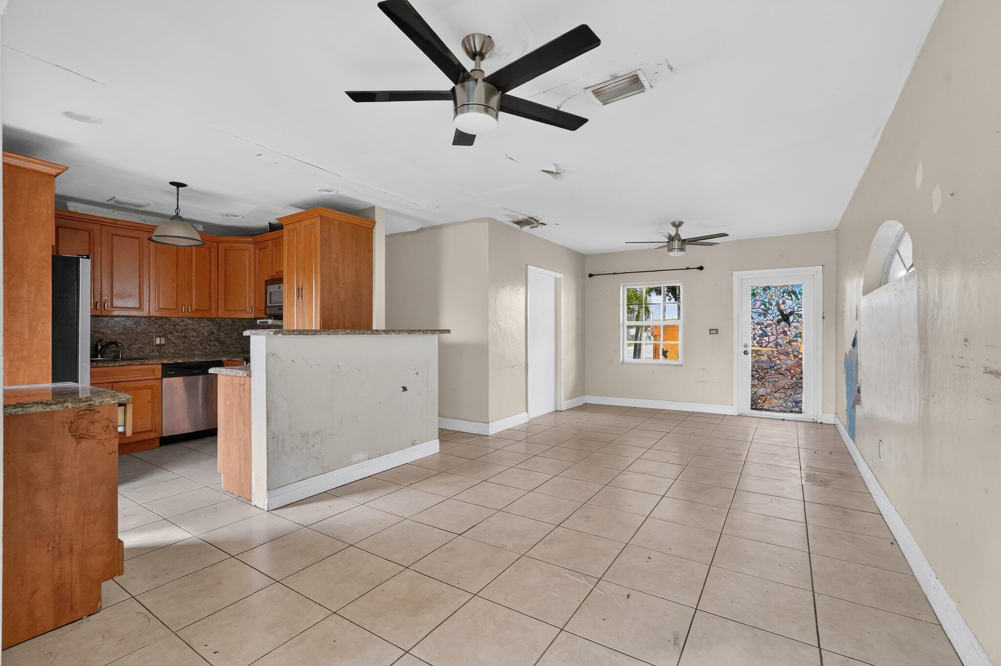 RICHMOND HEIGHTS - Residential