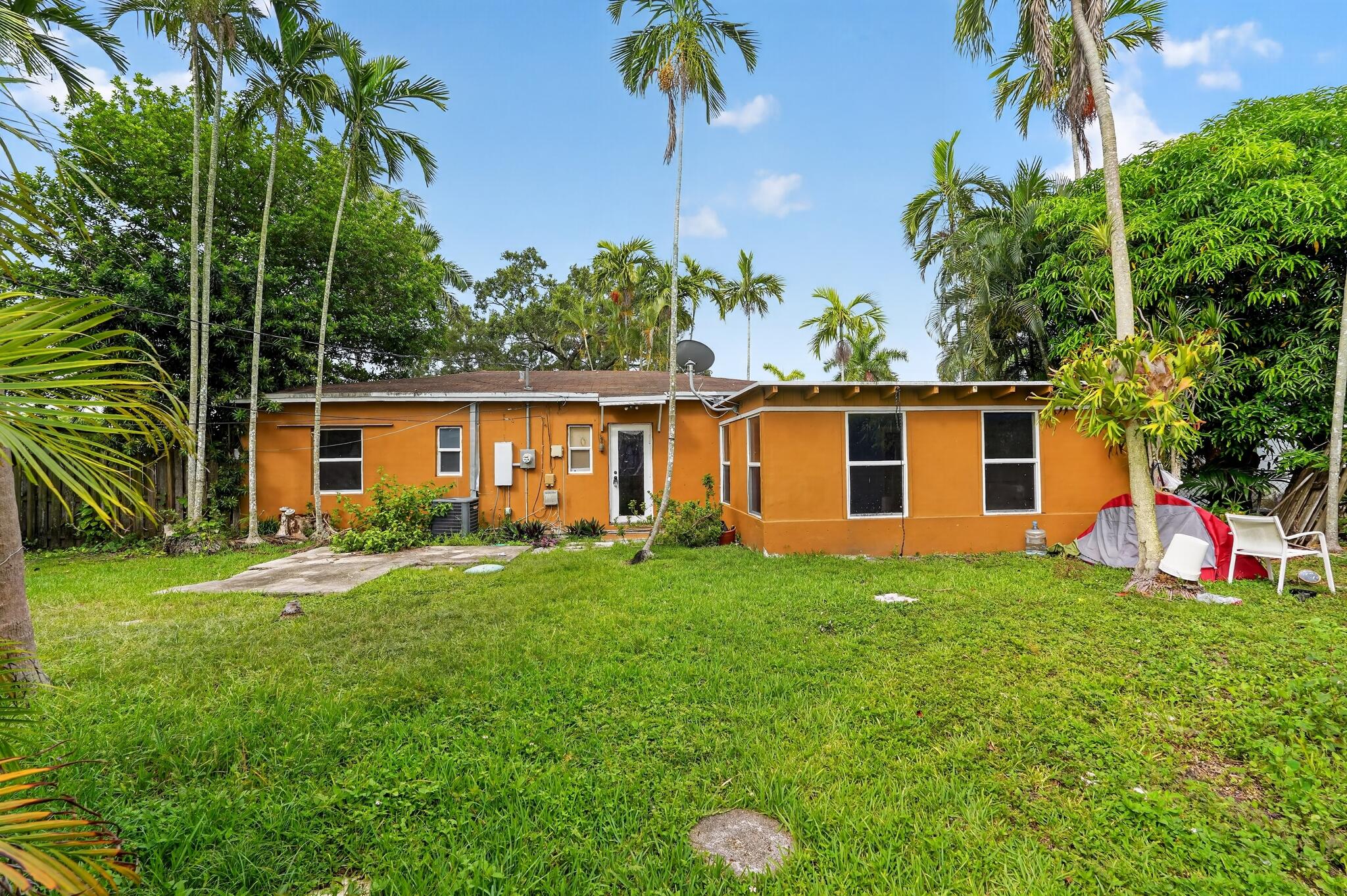 RICHMOND HEIGHTS - Residential