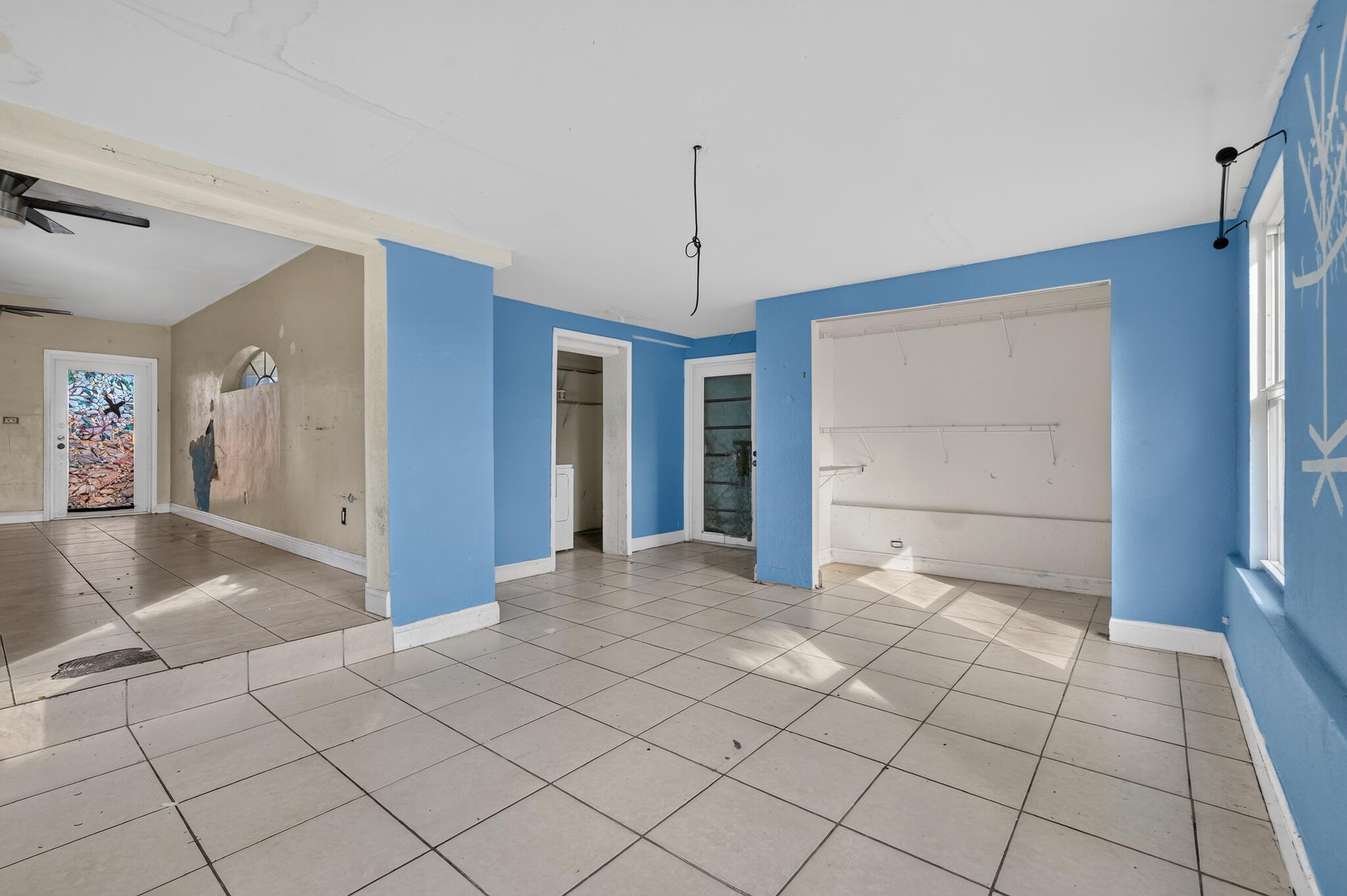 RICHMOND HEIGHTS - Residential
