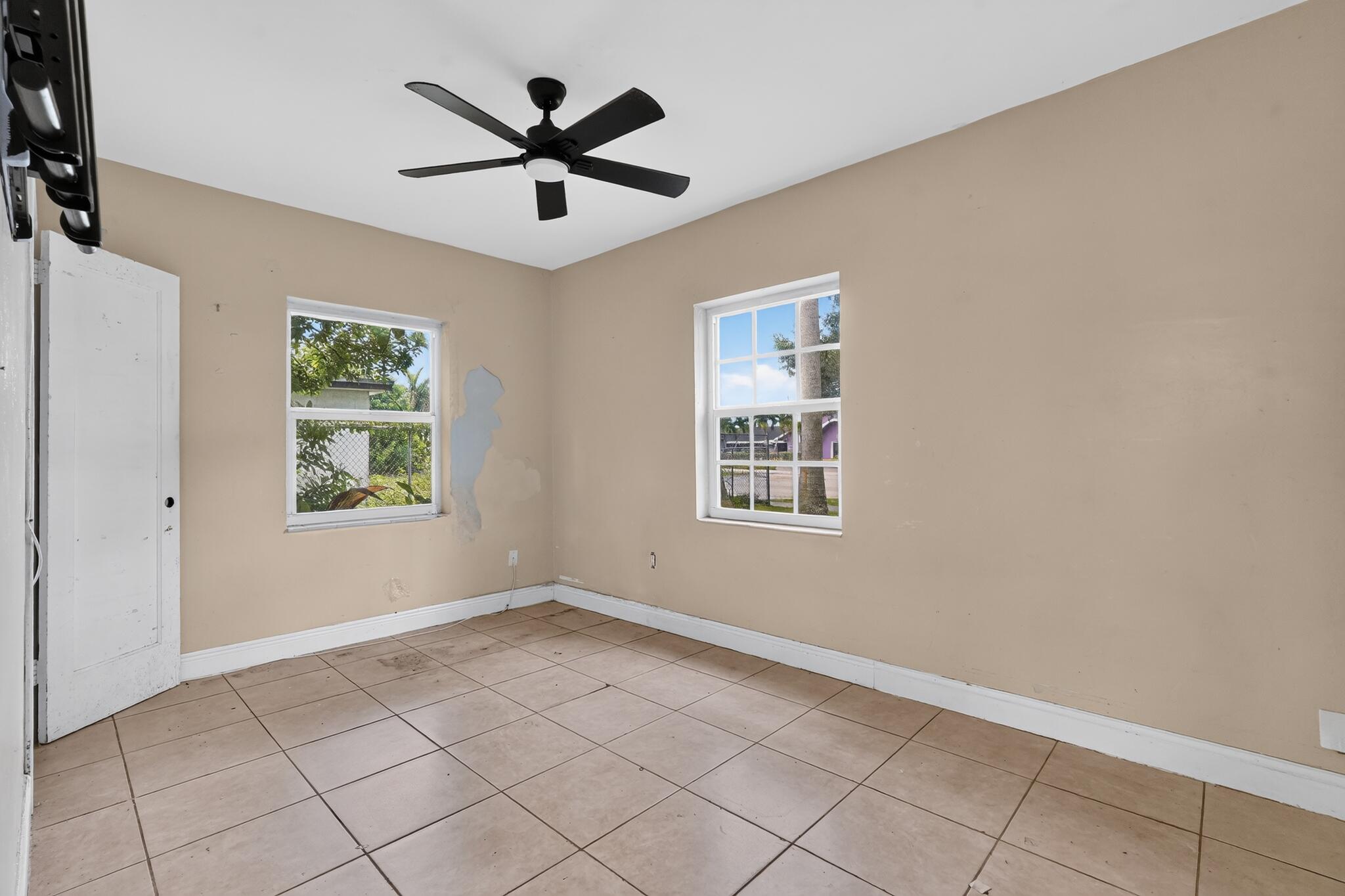 RICHMOND HEIGHTS - Residential