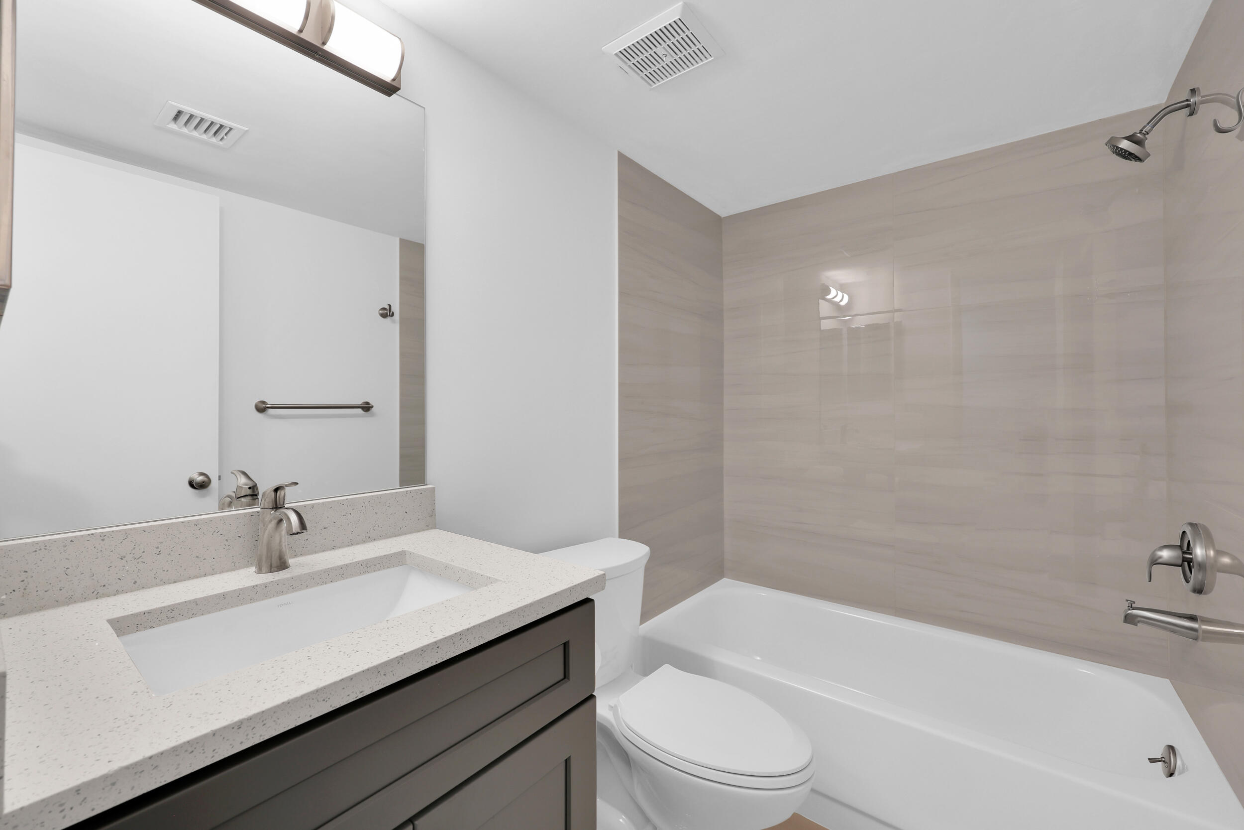 BRIARWOOD CONDO - Residential Lease