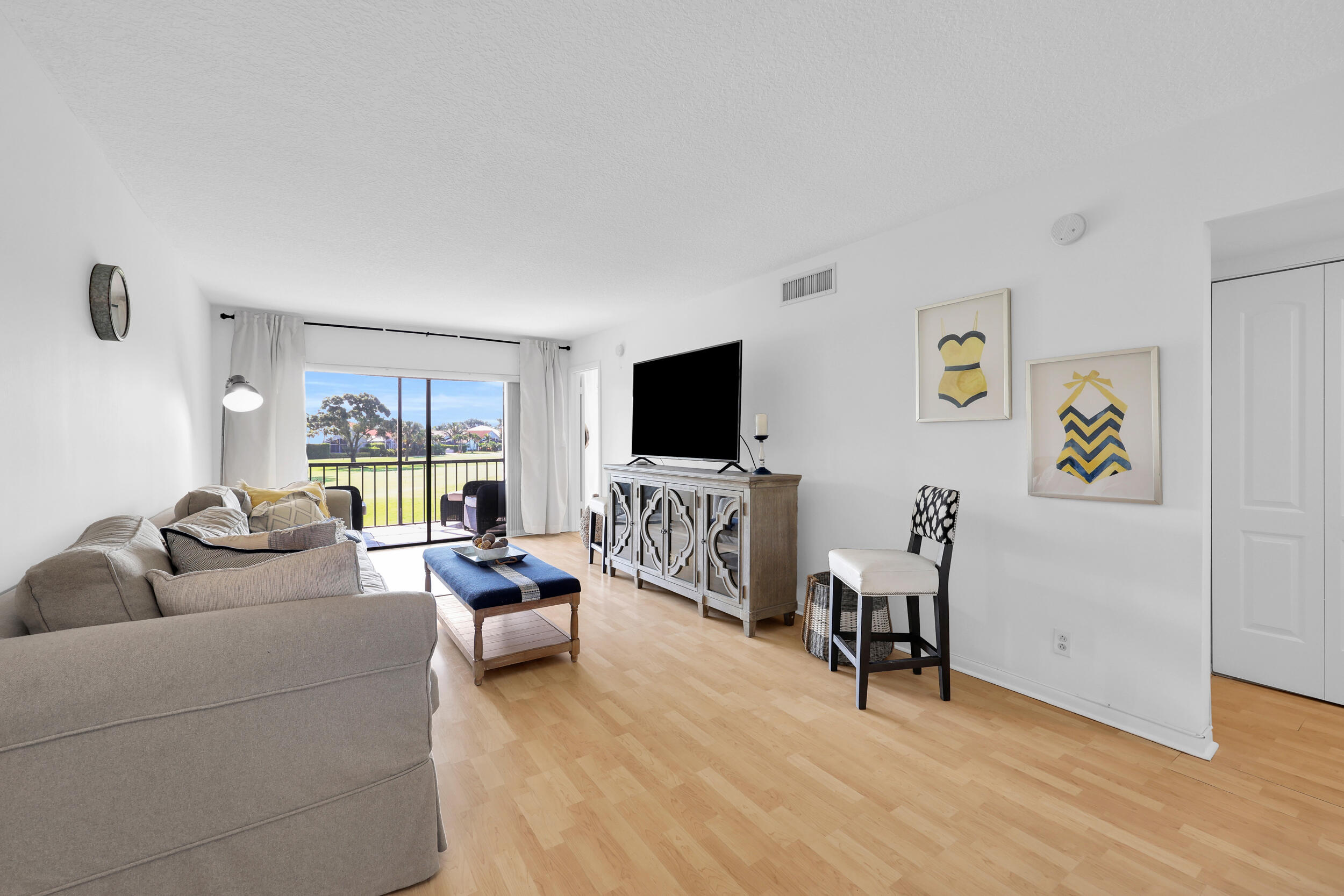 BRIARWOOD CONDO - Residential Lease