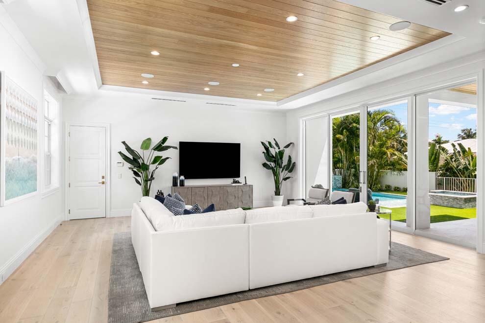 SEASPRAY ESTATES DELRAY BCH - Residential