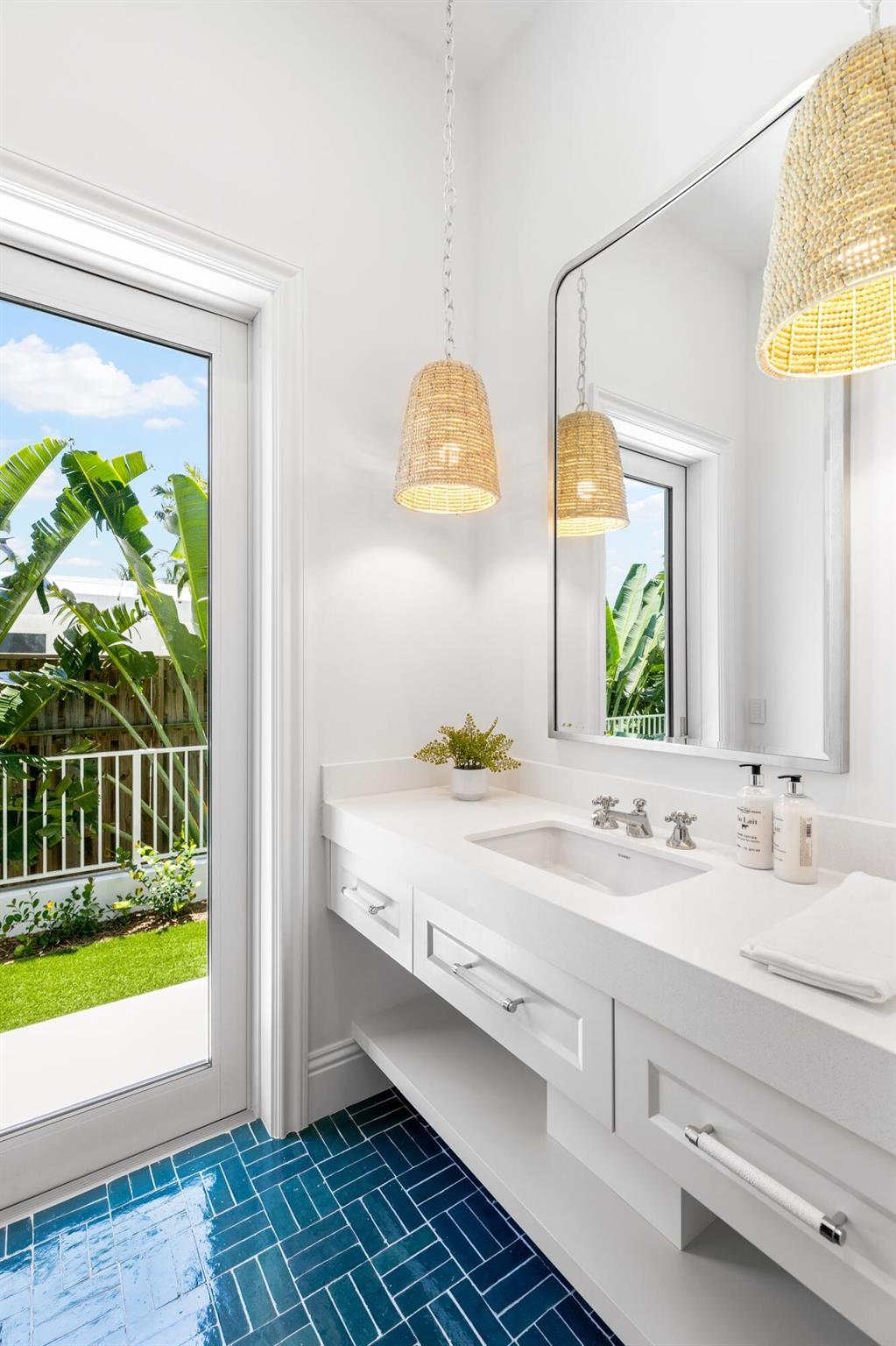 SEASPRAY ESTATES DELRAY BCH - Residential
