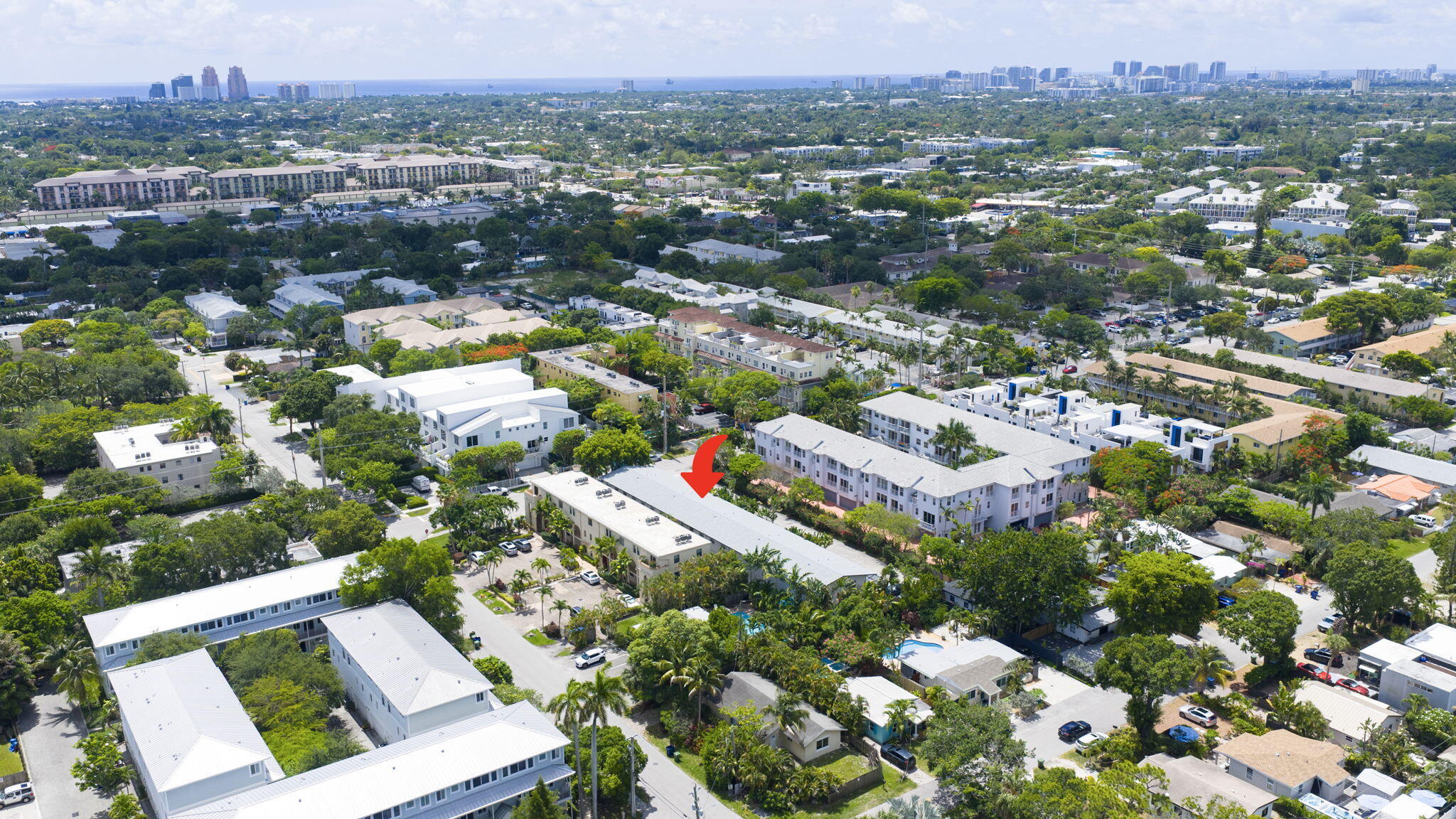 WILTON COMMONS CONDOMINIUM - Residential