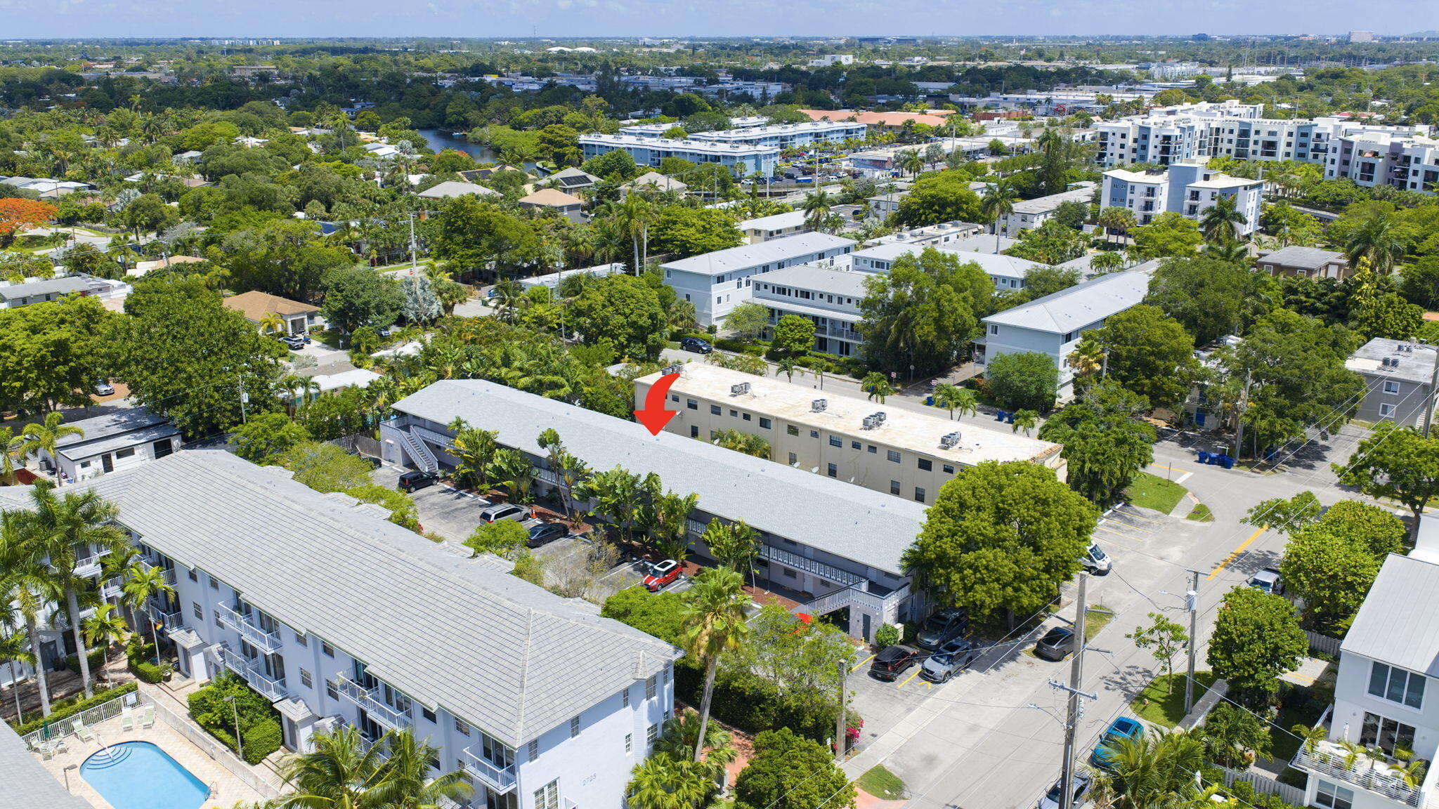 WILTON COMMONS CONDOMINIUM - Residential
