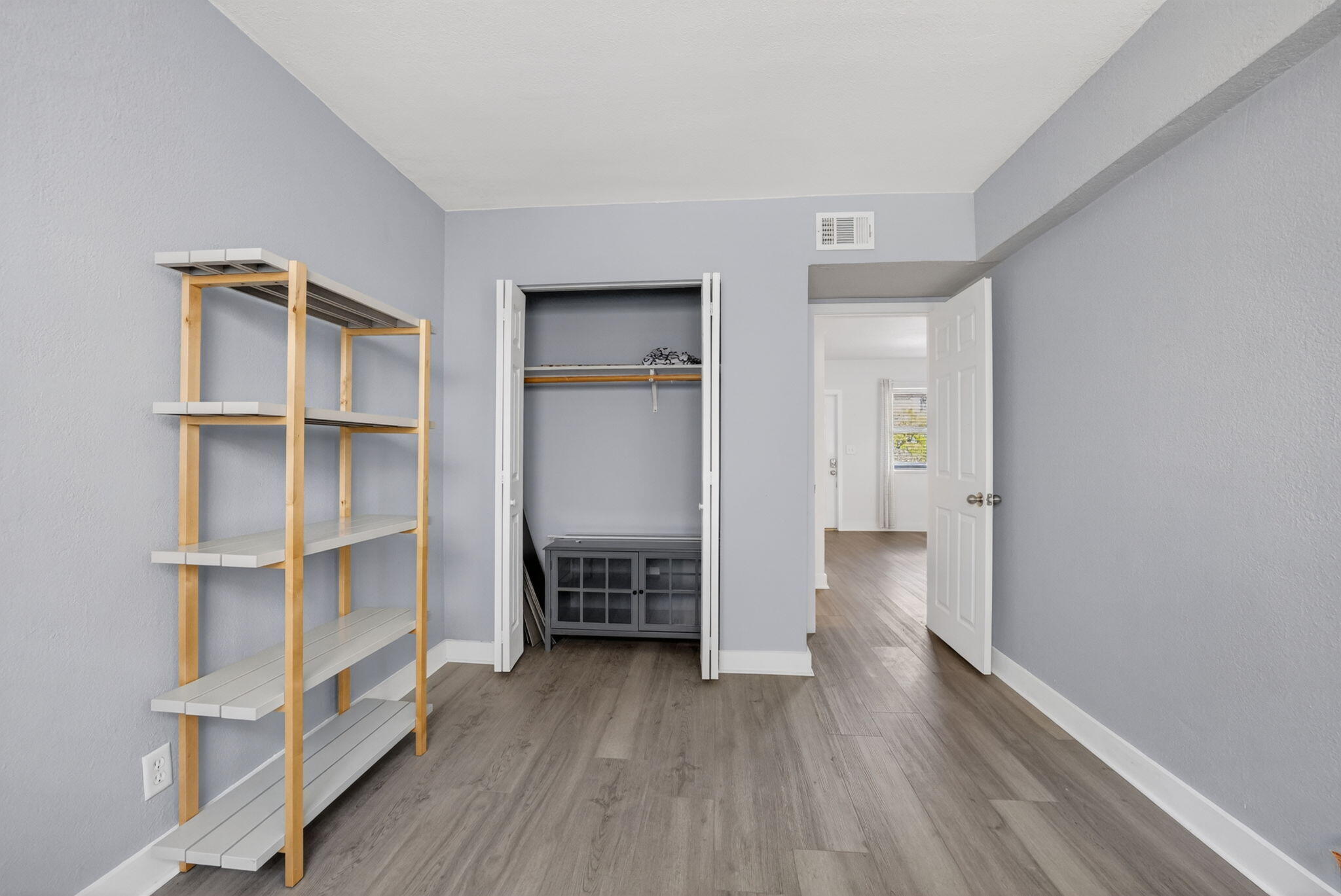 WILTON COMMONS CONDOMINIUM - Residential