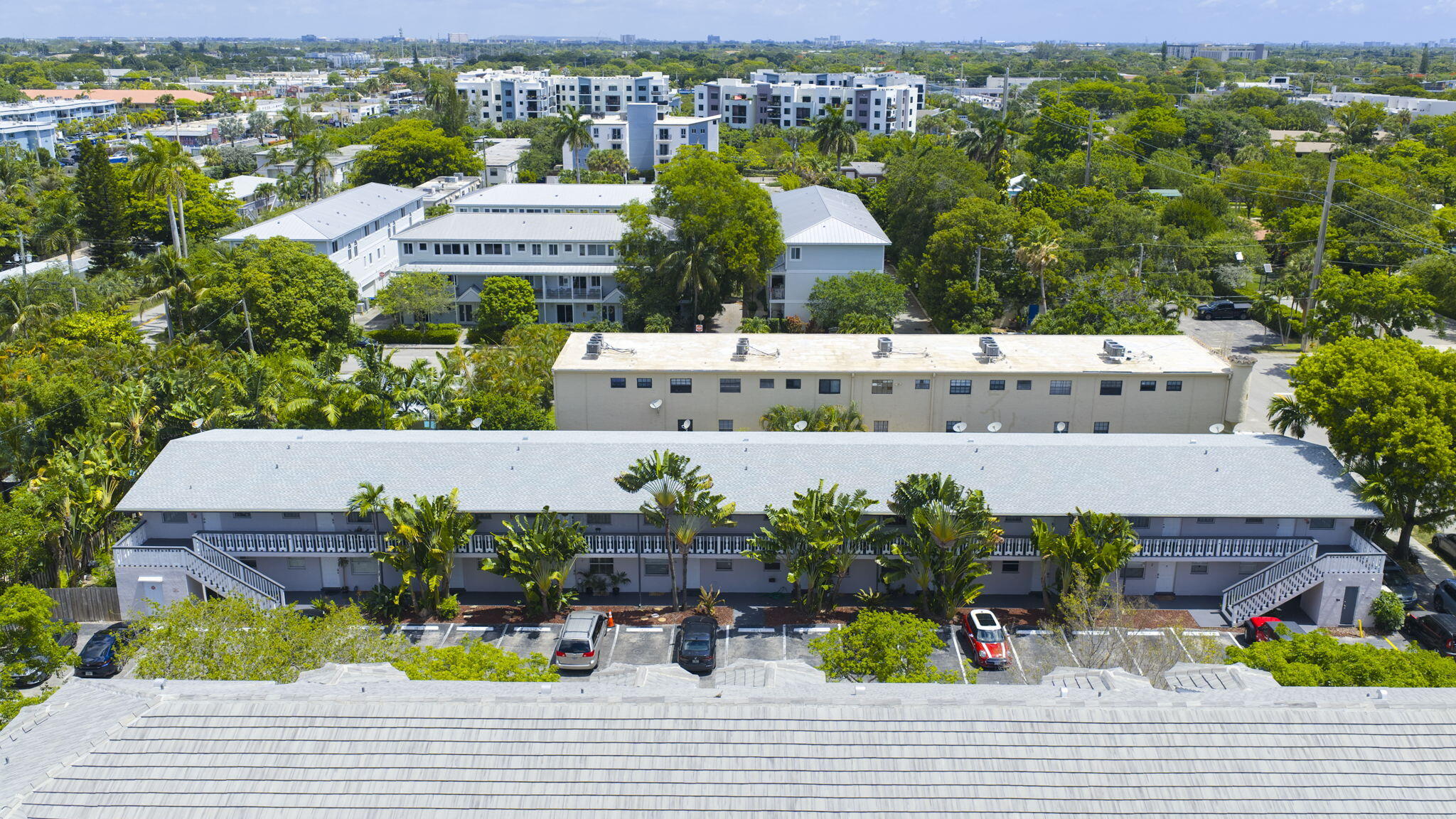WILTON COMMONS CONDOMINIUM - Residential