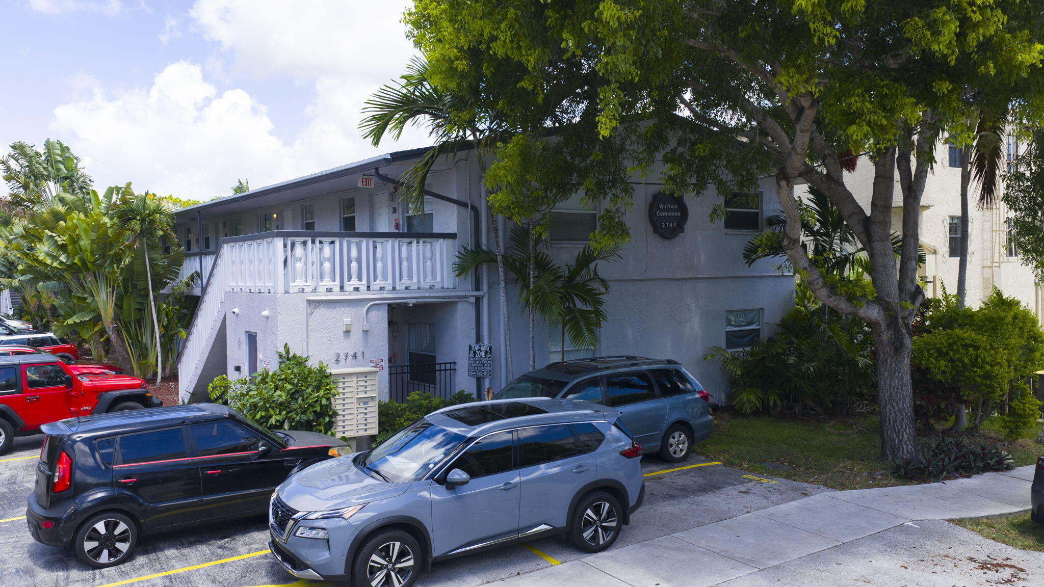 WILTON COMMONS CONDOMINIUM - Residential