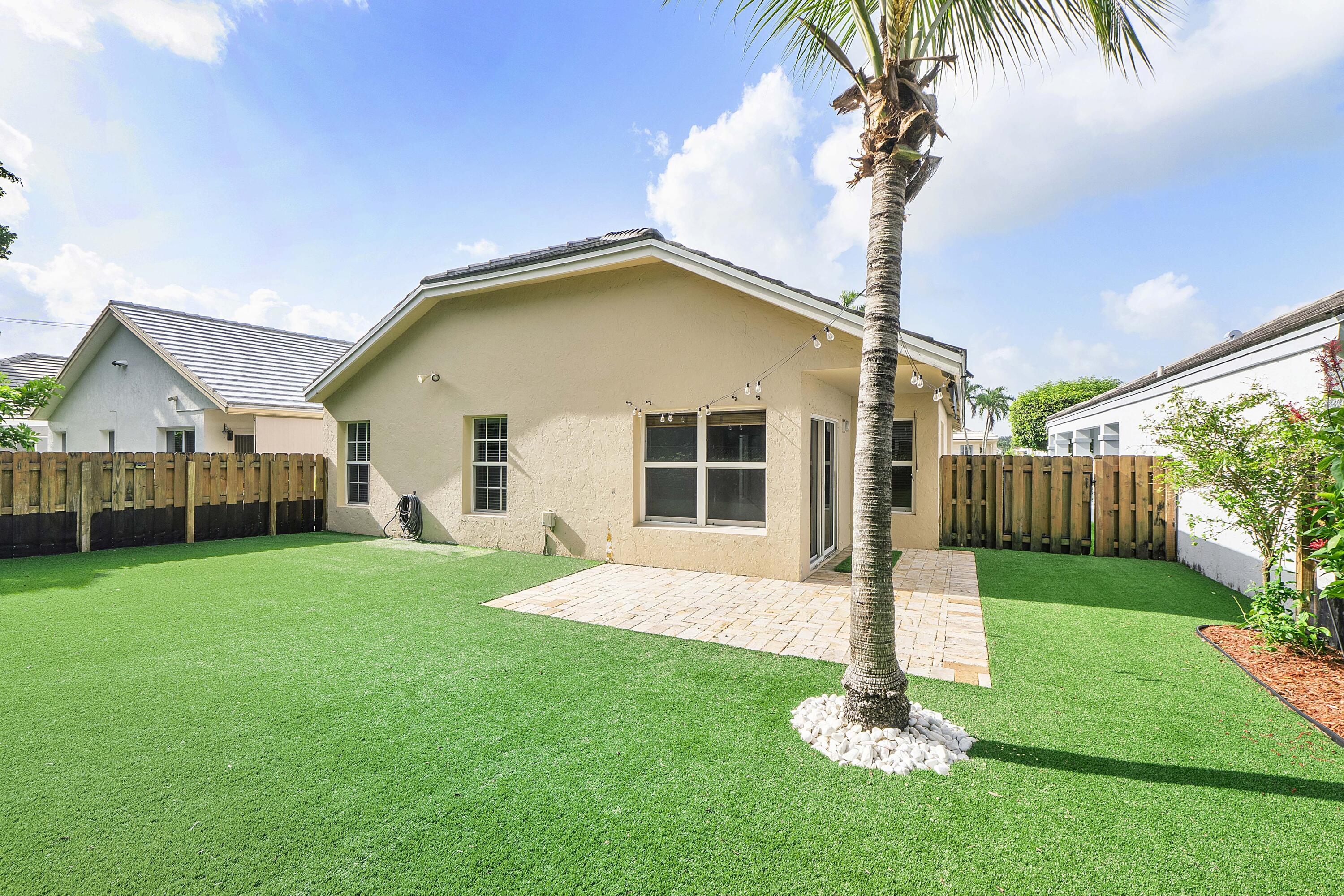 FOREST RIDGE CLUSTER HOMES IV - Residential