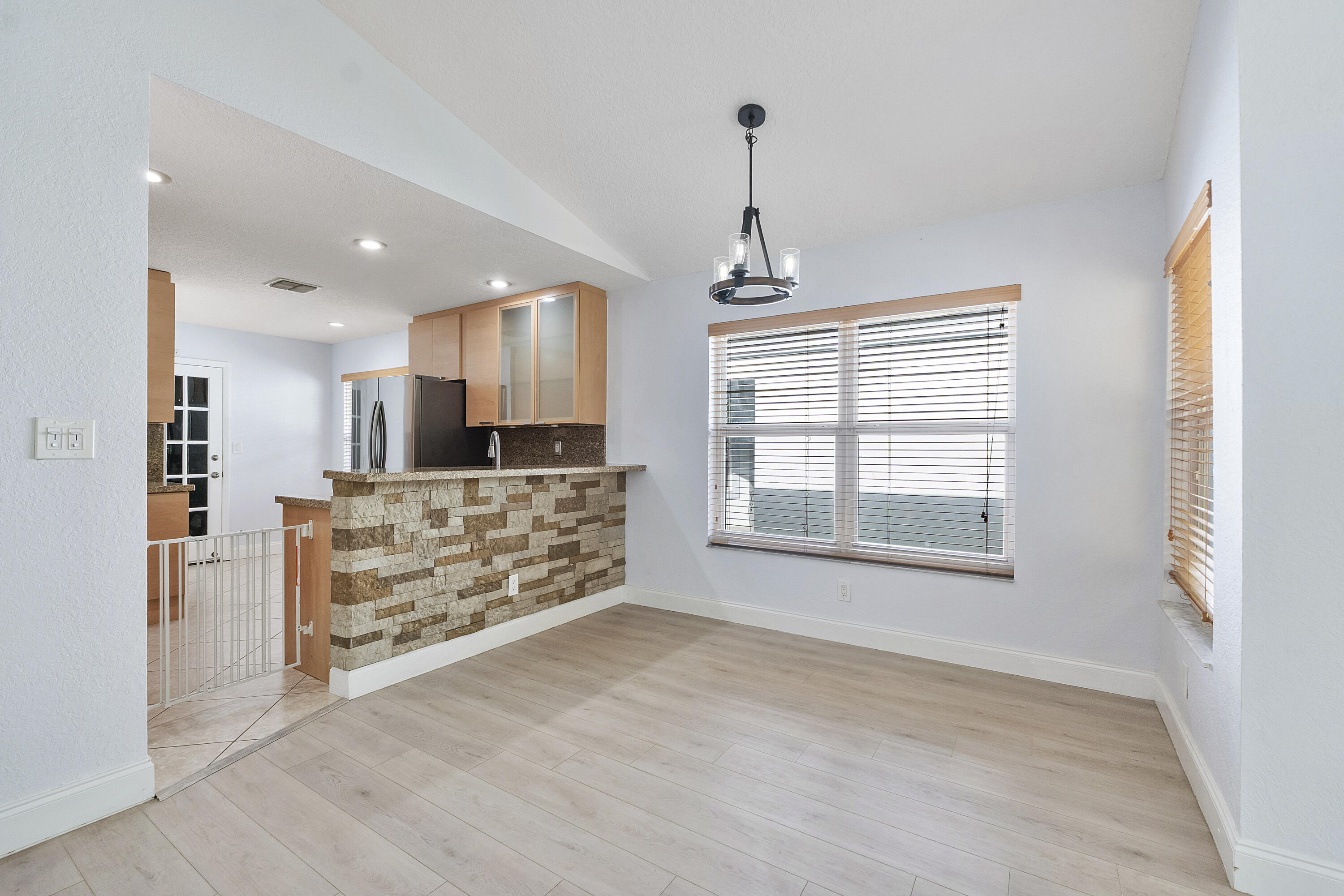 FOREST RIDGE CLUSTER HOMES IV - Residential