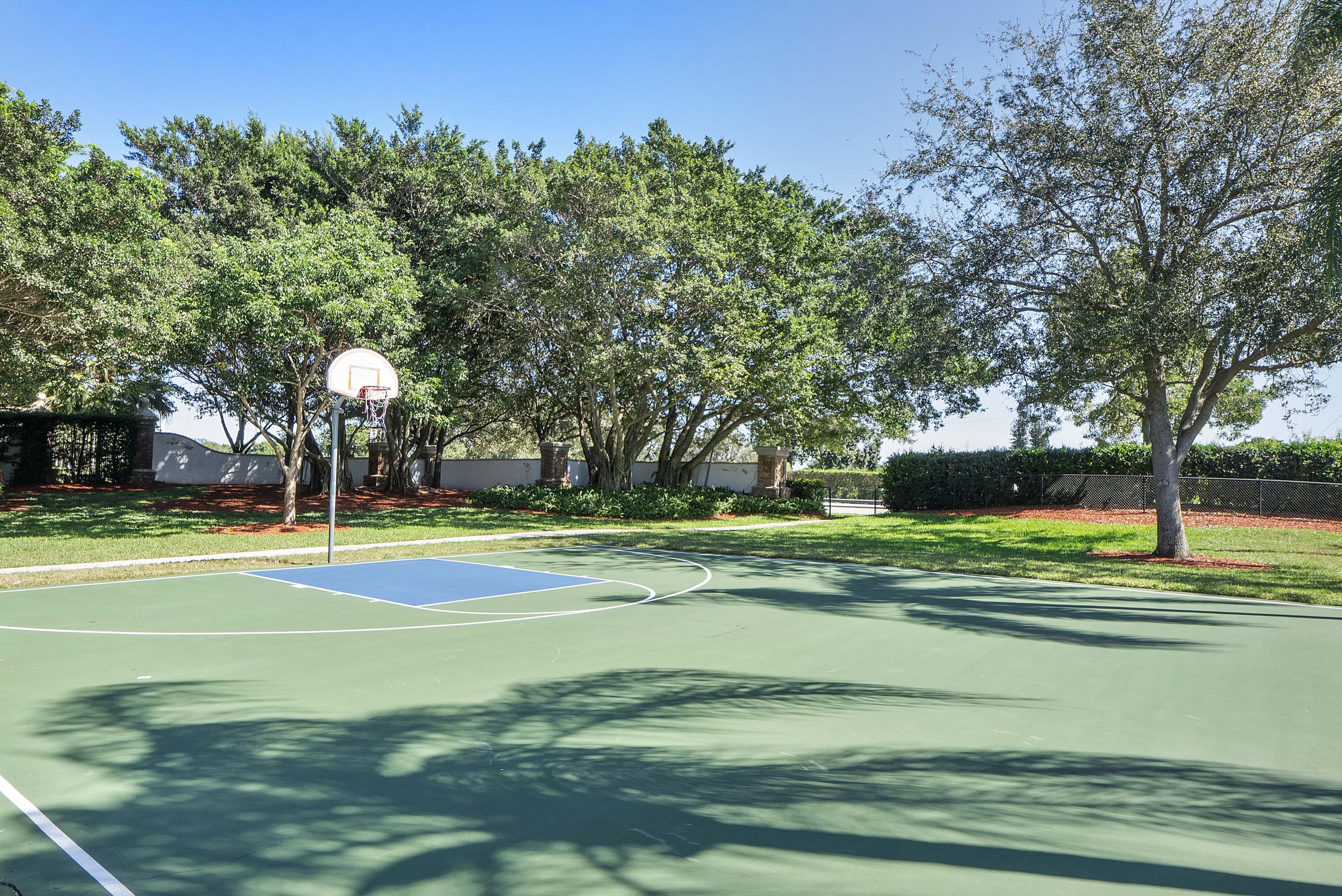 FOREST RIDGE CLUSTER HOMES IV - Residential