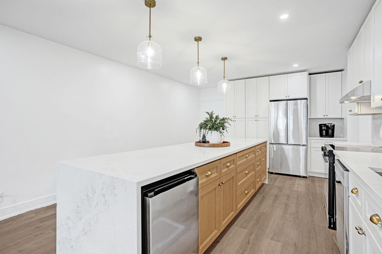 GALT TOWERS CONDO - Residential
