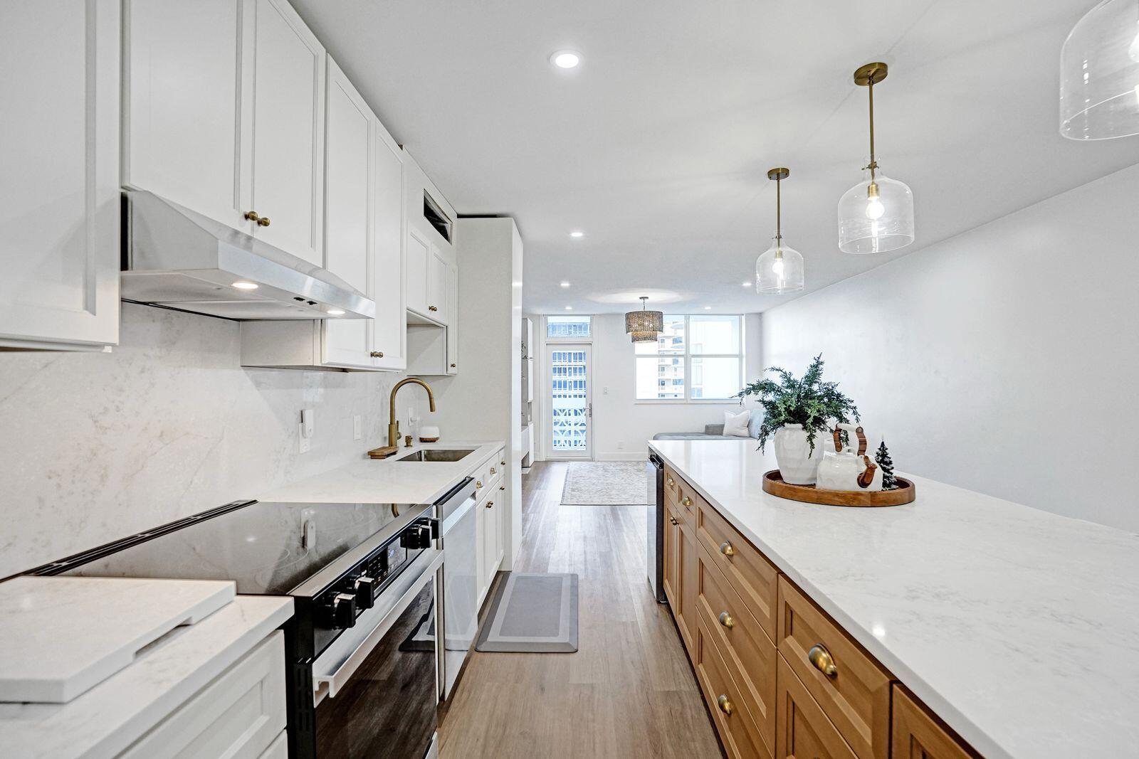 GALT TOWERS CONDO - Residential