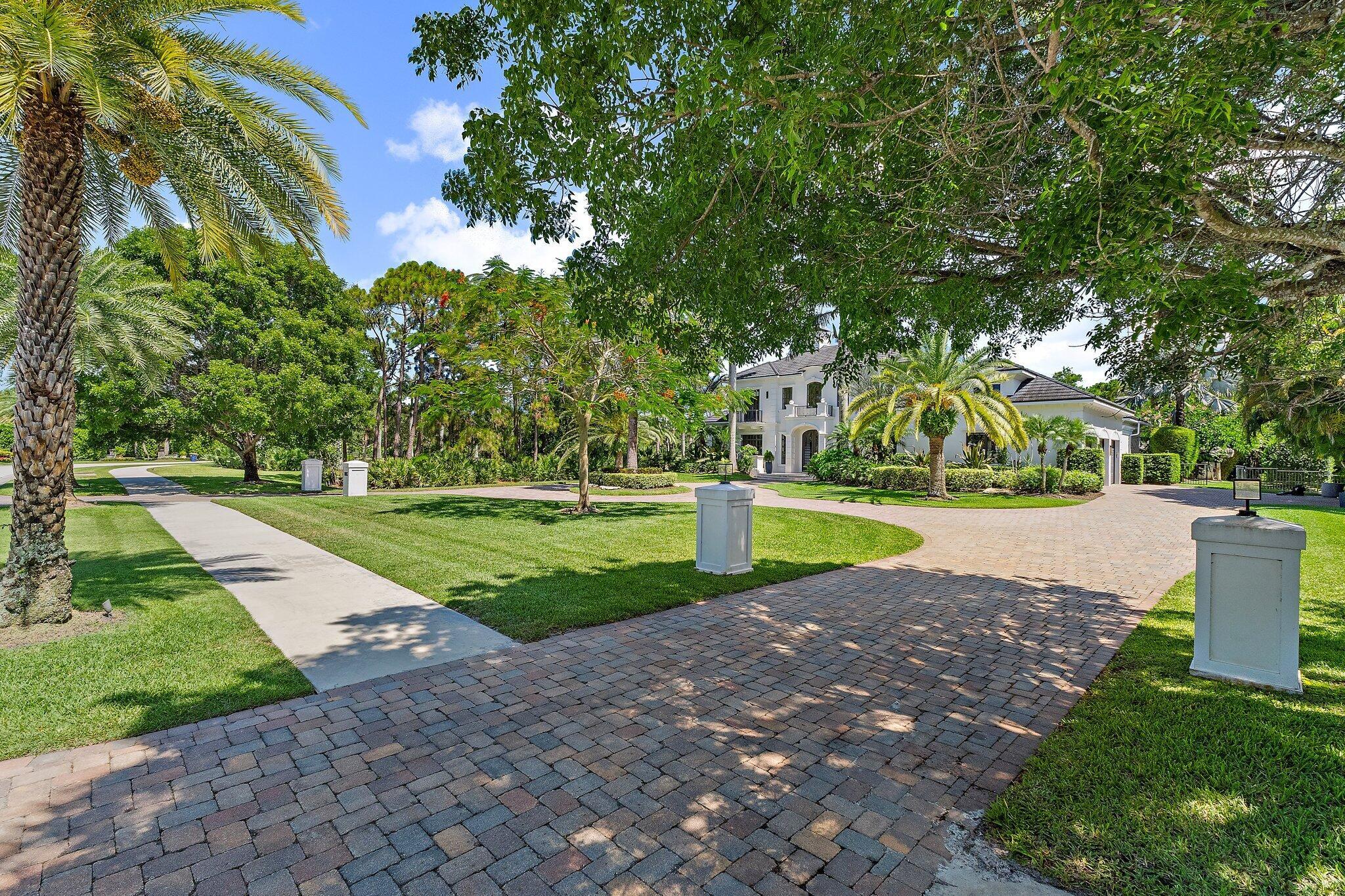 JUPITER EQUESTRIAN ESTATES (AKA HIDDEN BRIDGE) - Residential