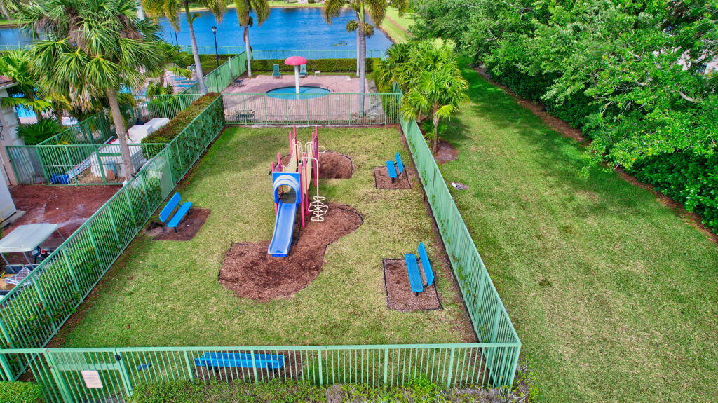 GREEN CAY VILLAGE - Residential