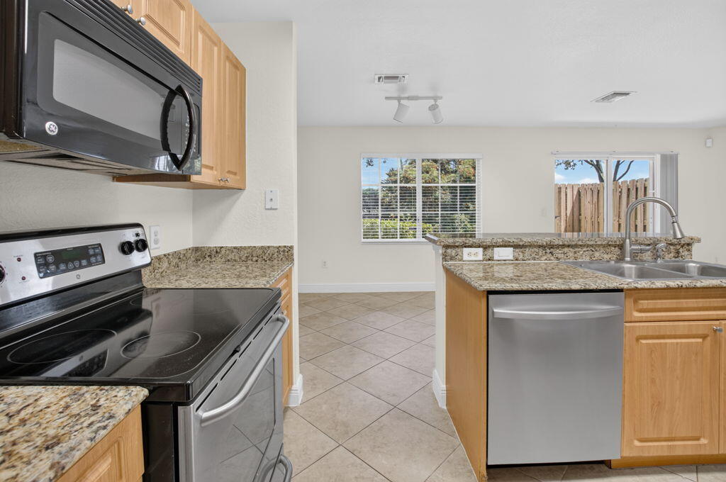 GREEN CAY VILLAGE - Residential