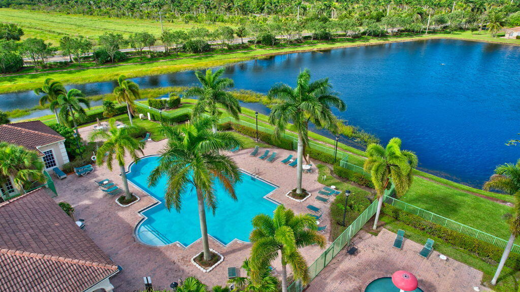 GREEN CAY VILLAGE - Residential