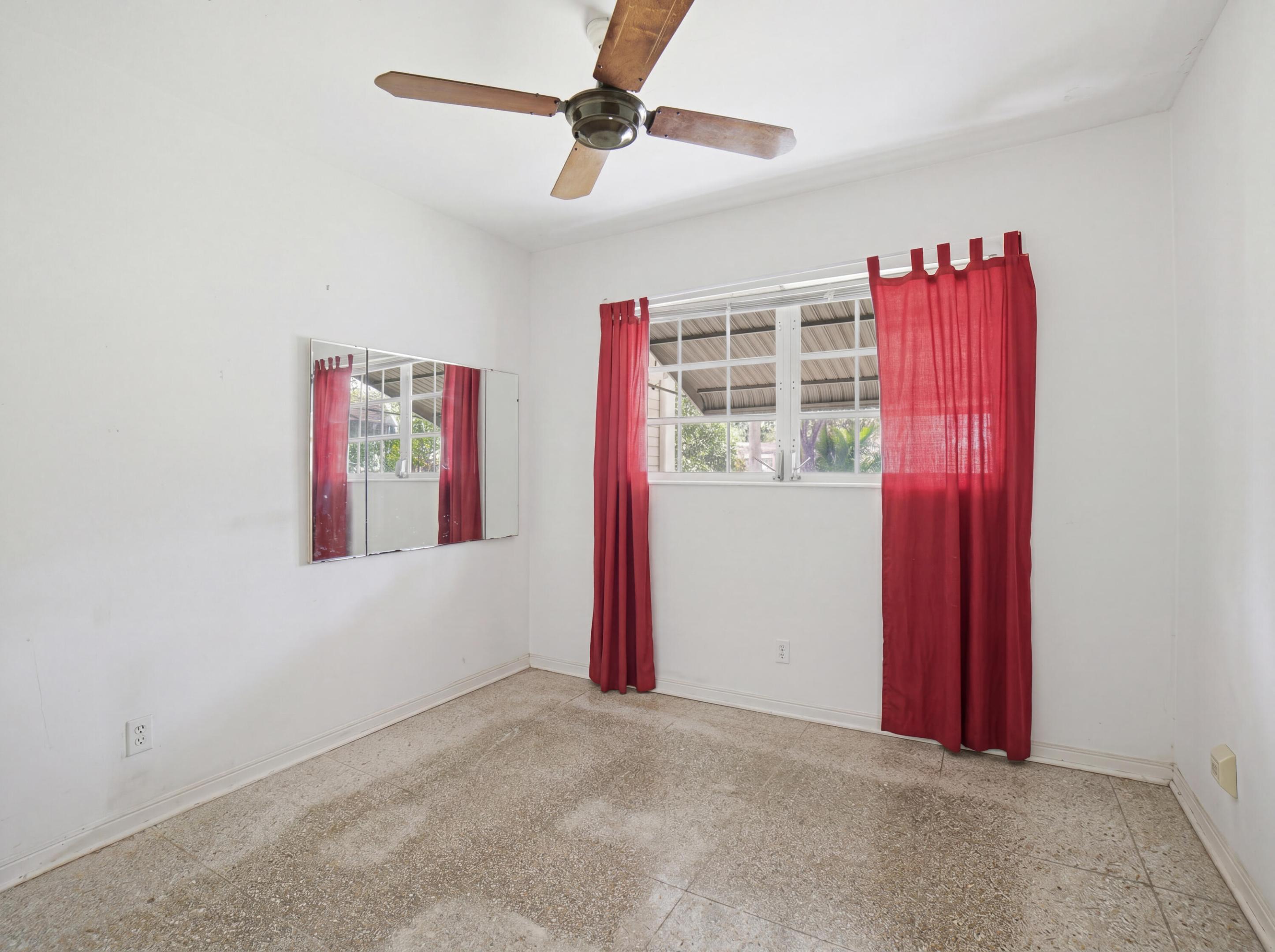SHADY BANKS ON NEW RIVER RESUB - Residential