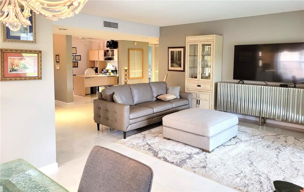 Palm Isles - Residential