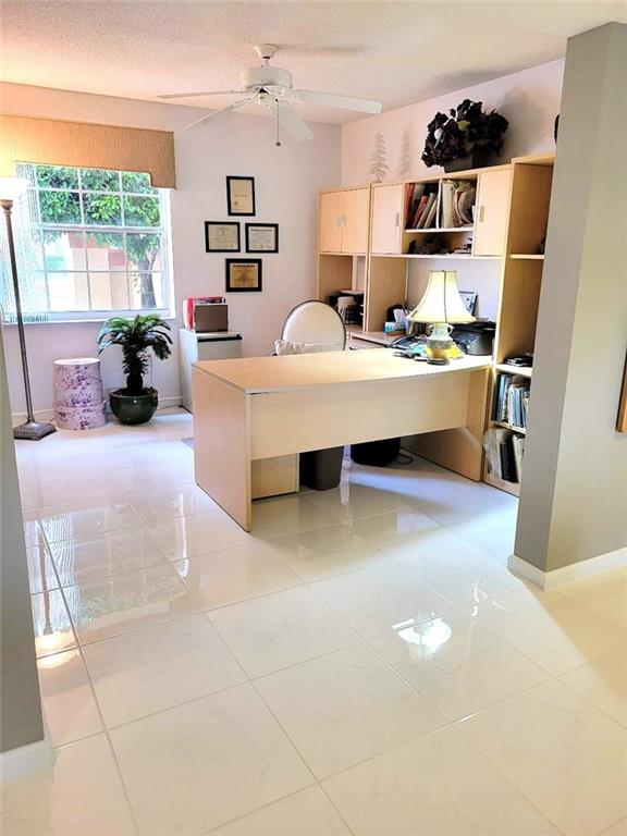 Palm Isles - Residential