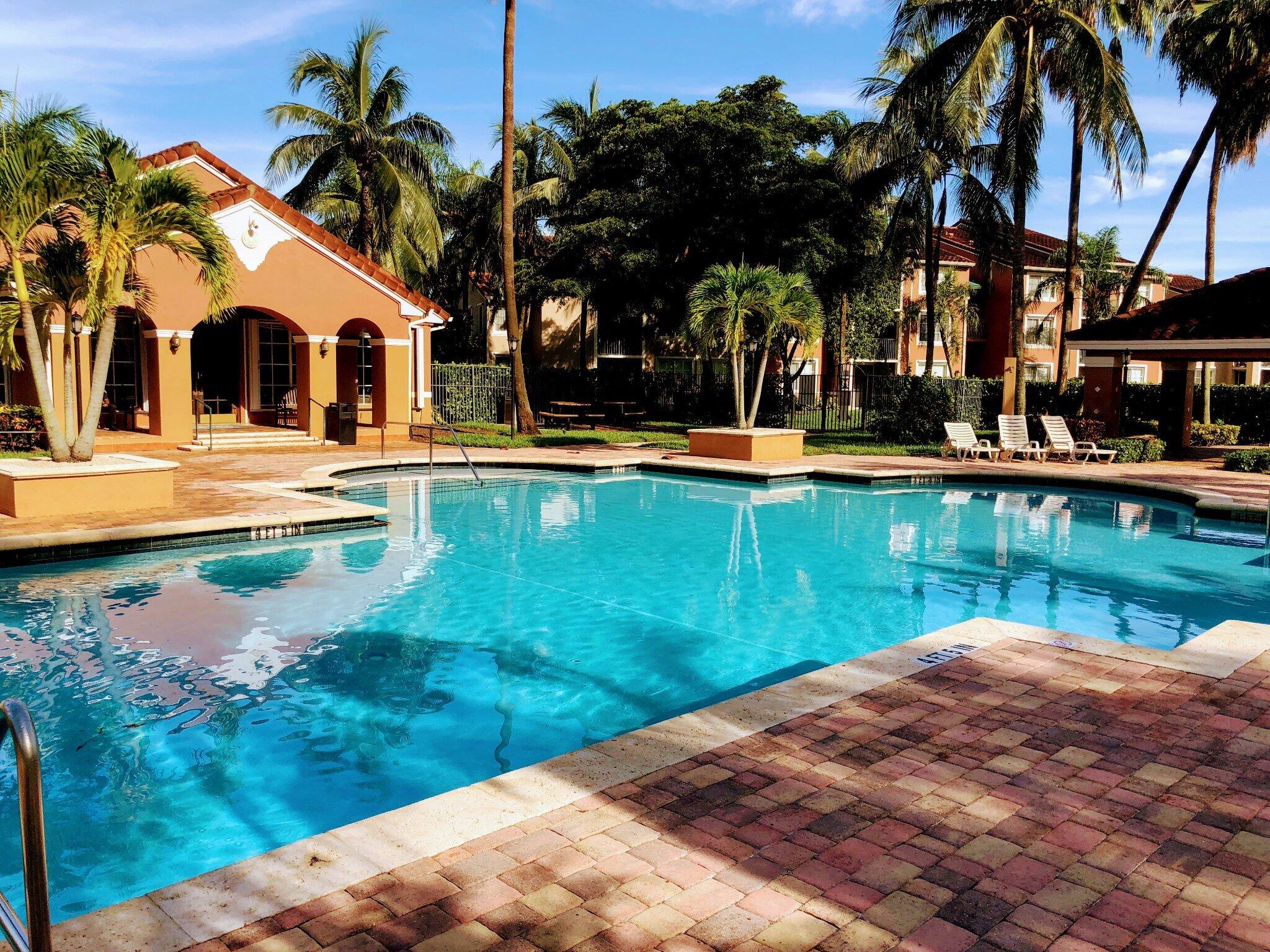 ST ANDREWS AT BOYNTON BEACH CONDO - Residential Lease