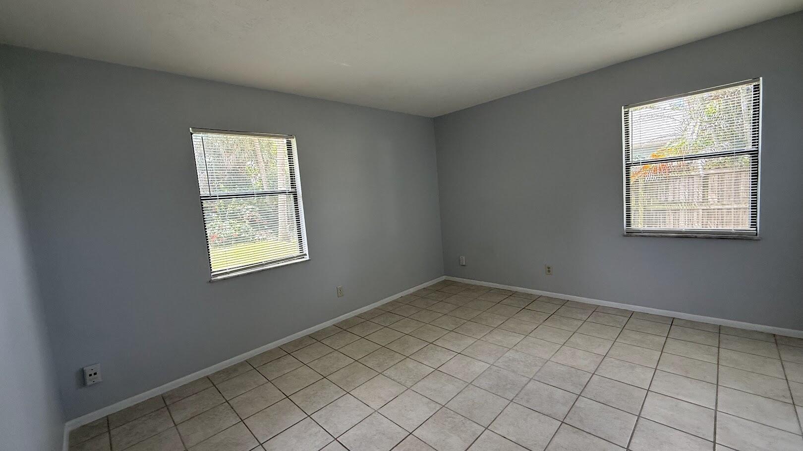 PORT ST LUCIE SECTION 12 - Residential Lease