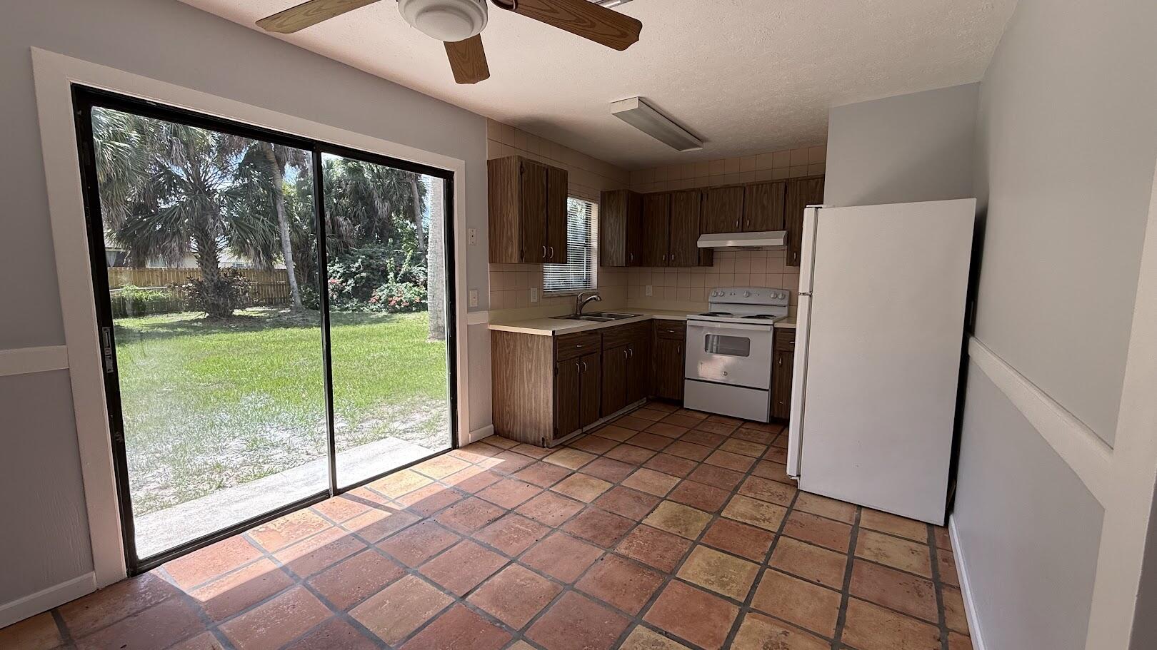 PORT ST LUCIE SECTION 12 - Residential Lease