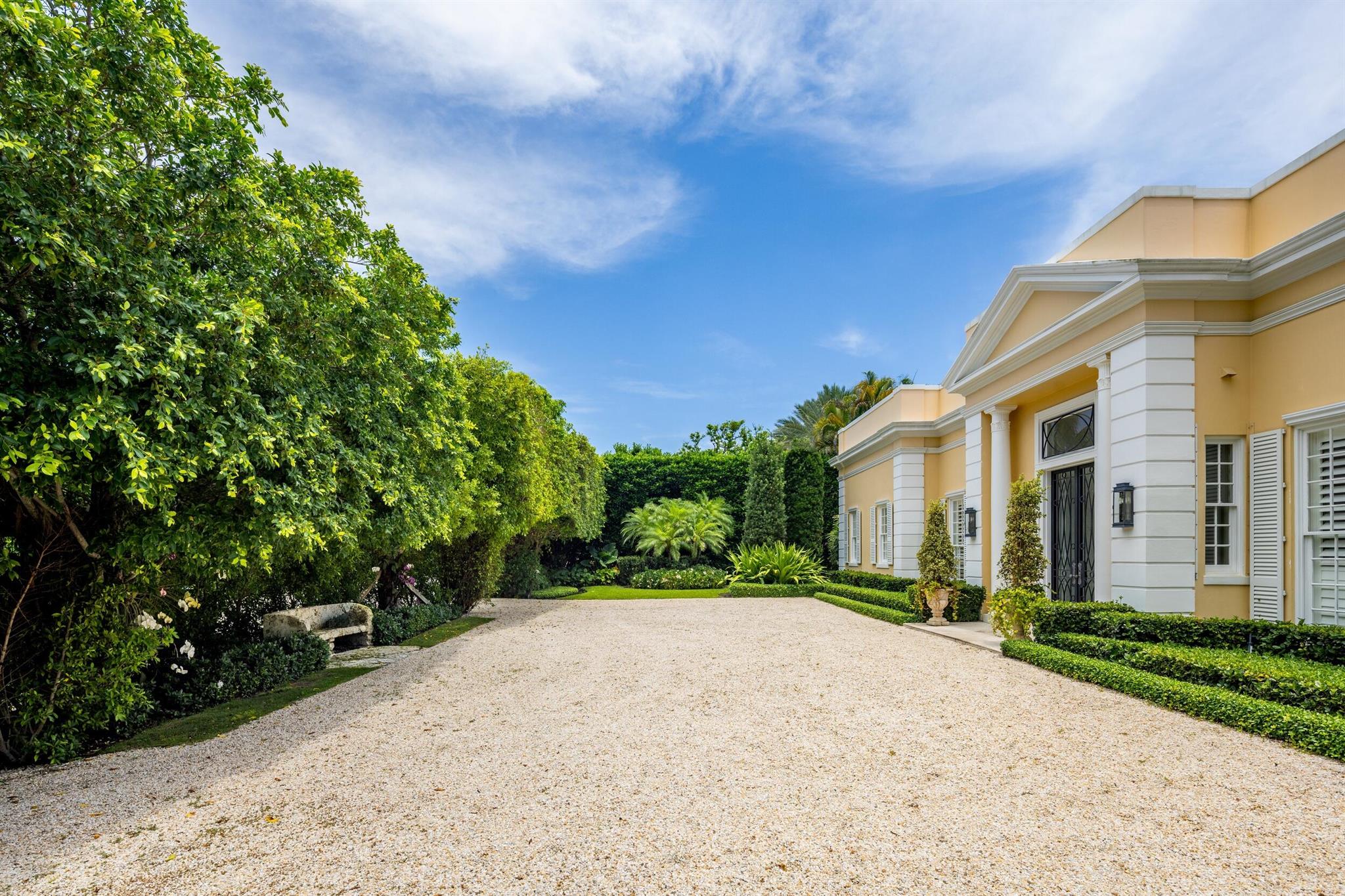 CASA BENDITA - Residential