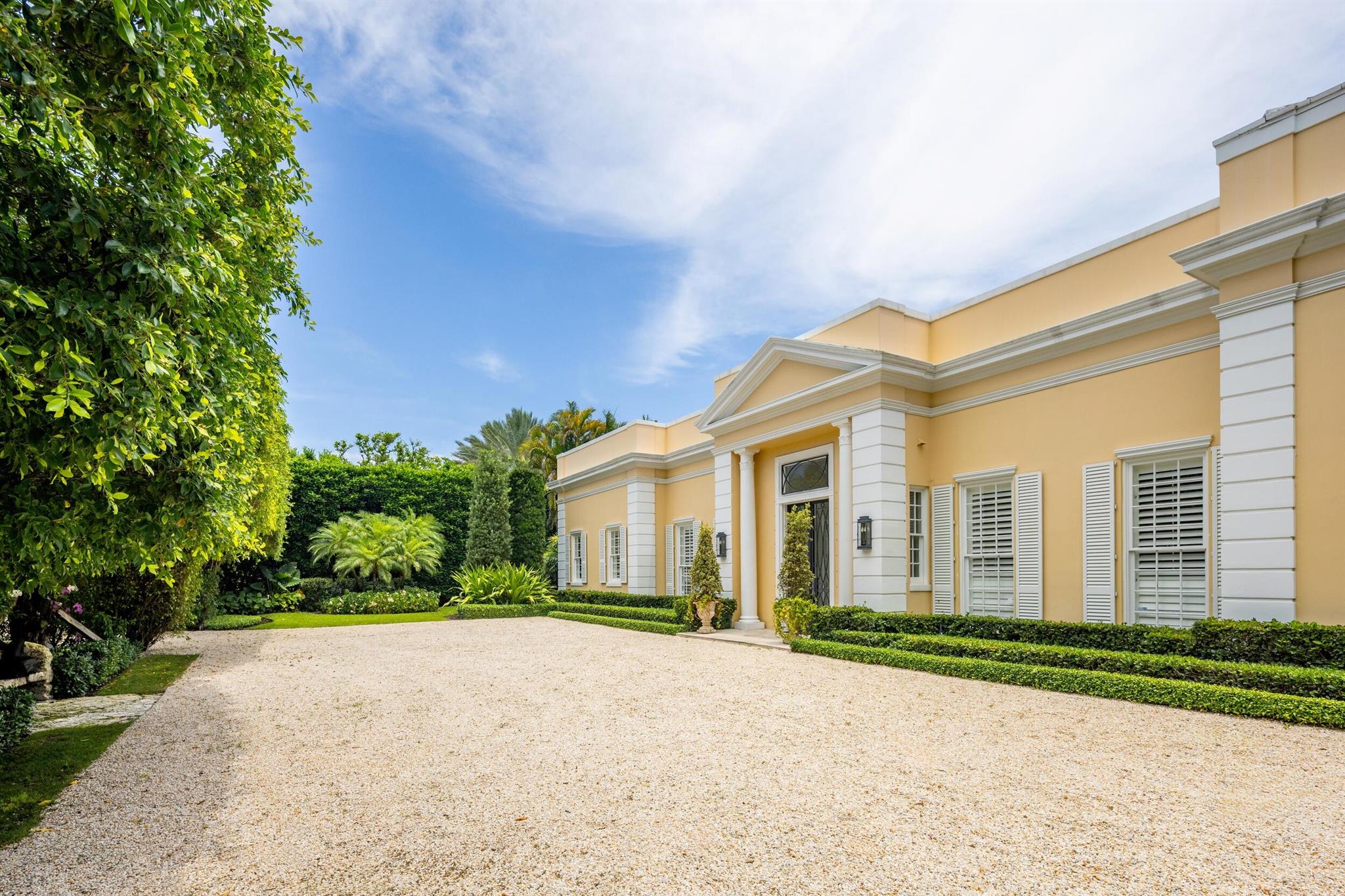 CASA BENDITA - Residential