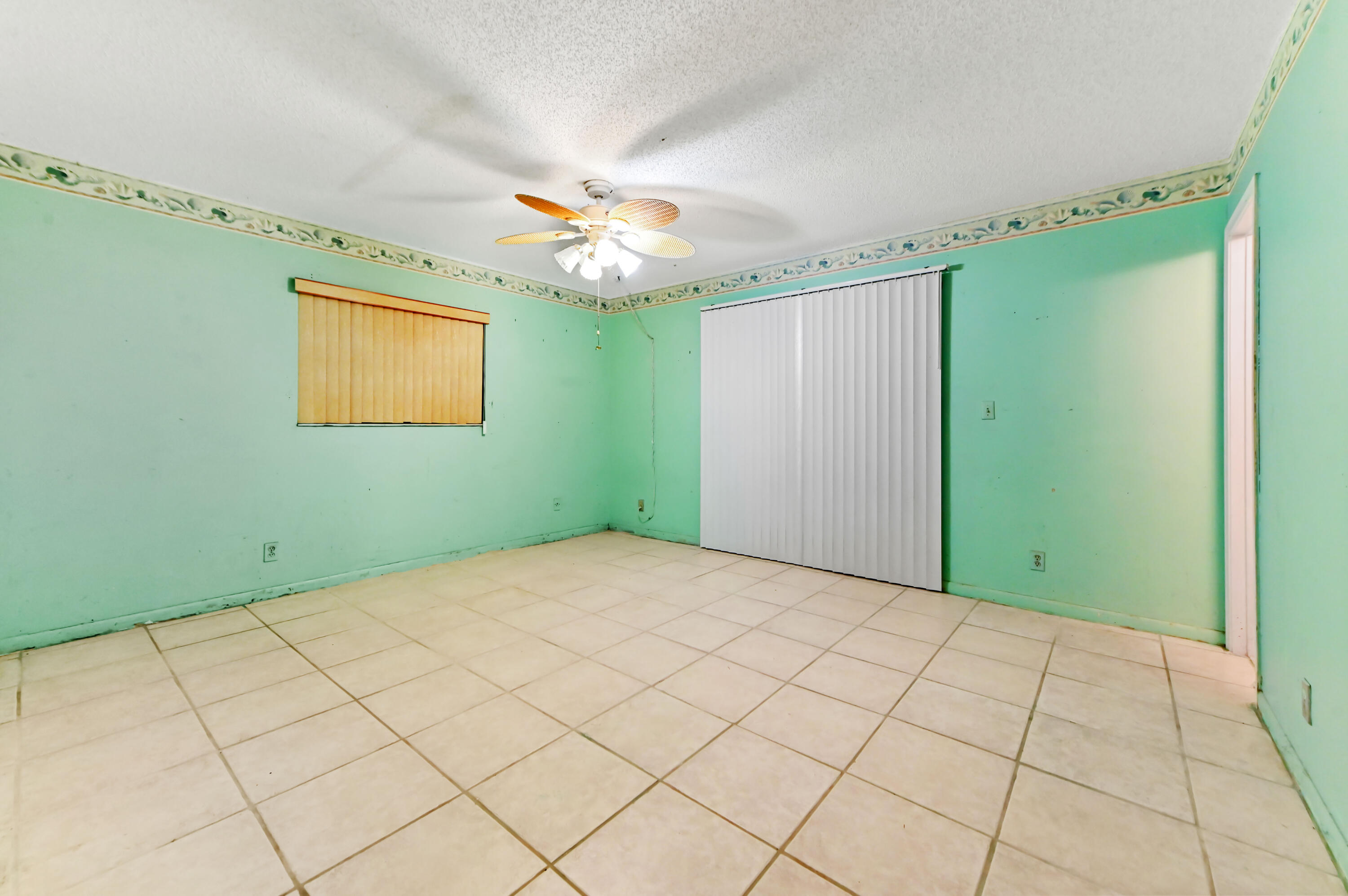 LAUDERDALE NORTH PARK - Residential