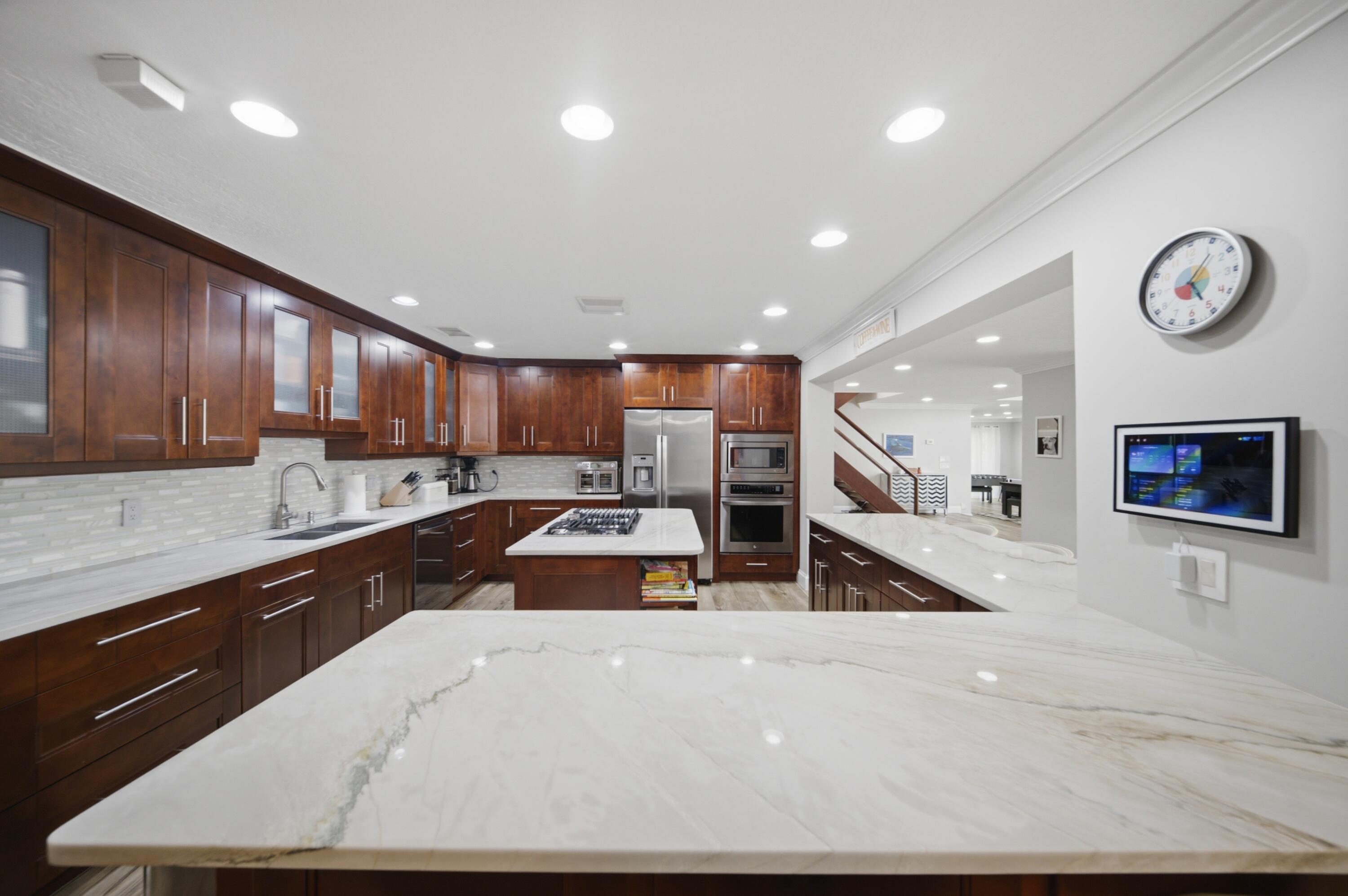 RUNNING BROOK HILLS - Residential