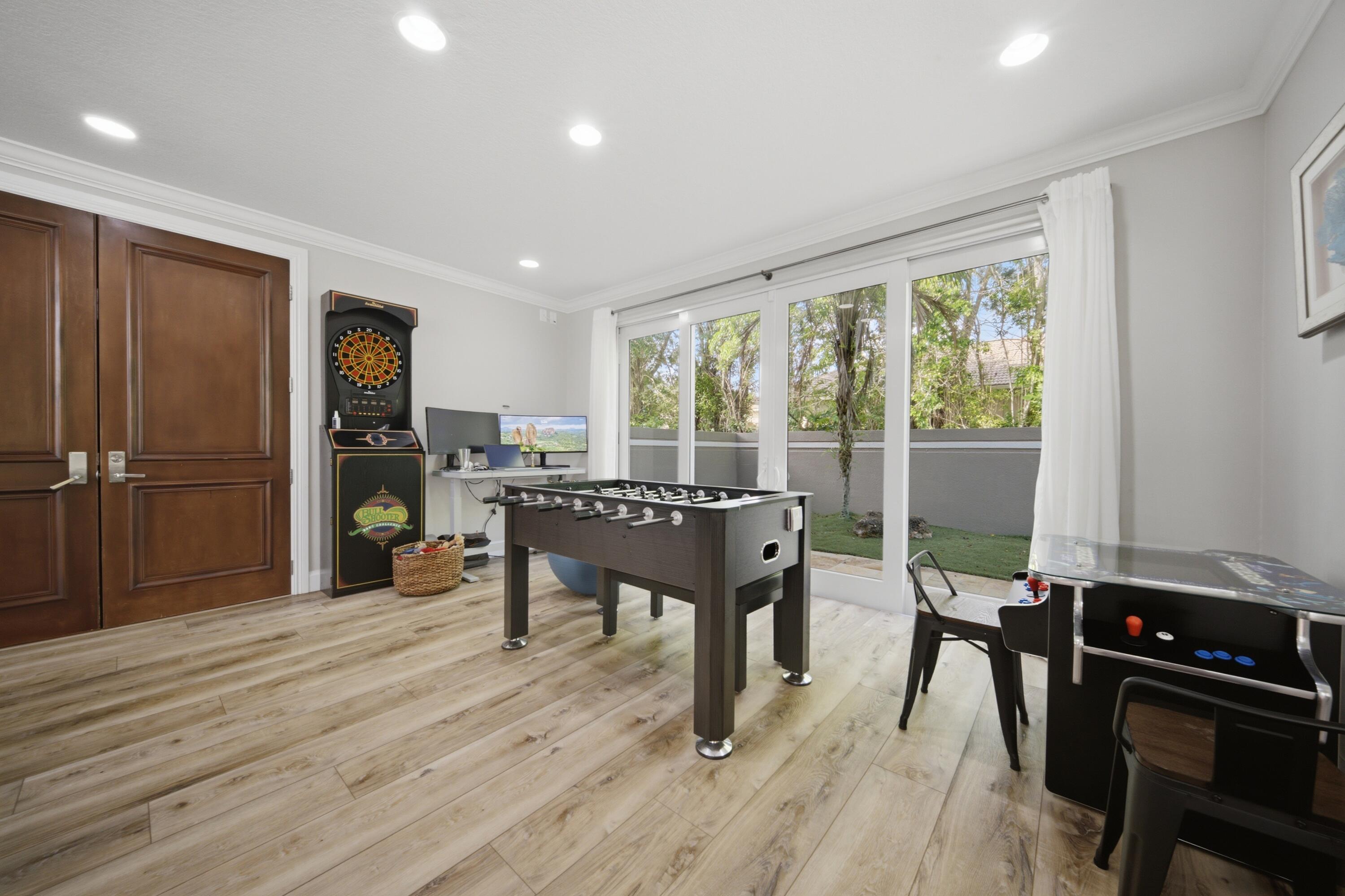 RUNNING BROOK HILLS - Residential