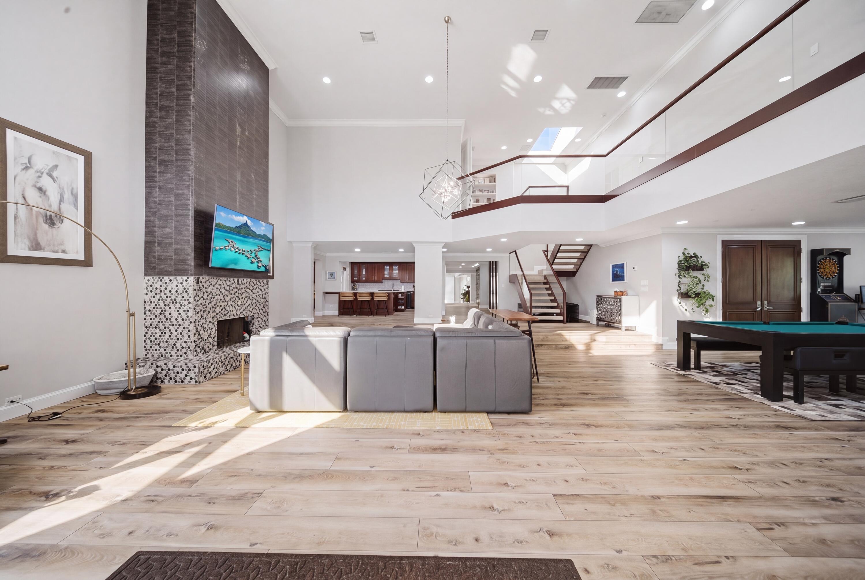 RUNNING BROOK HILLS - Residential