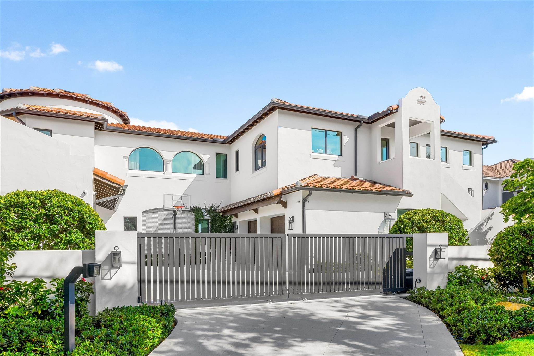Lighthouse Point 6th Sec - Residential