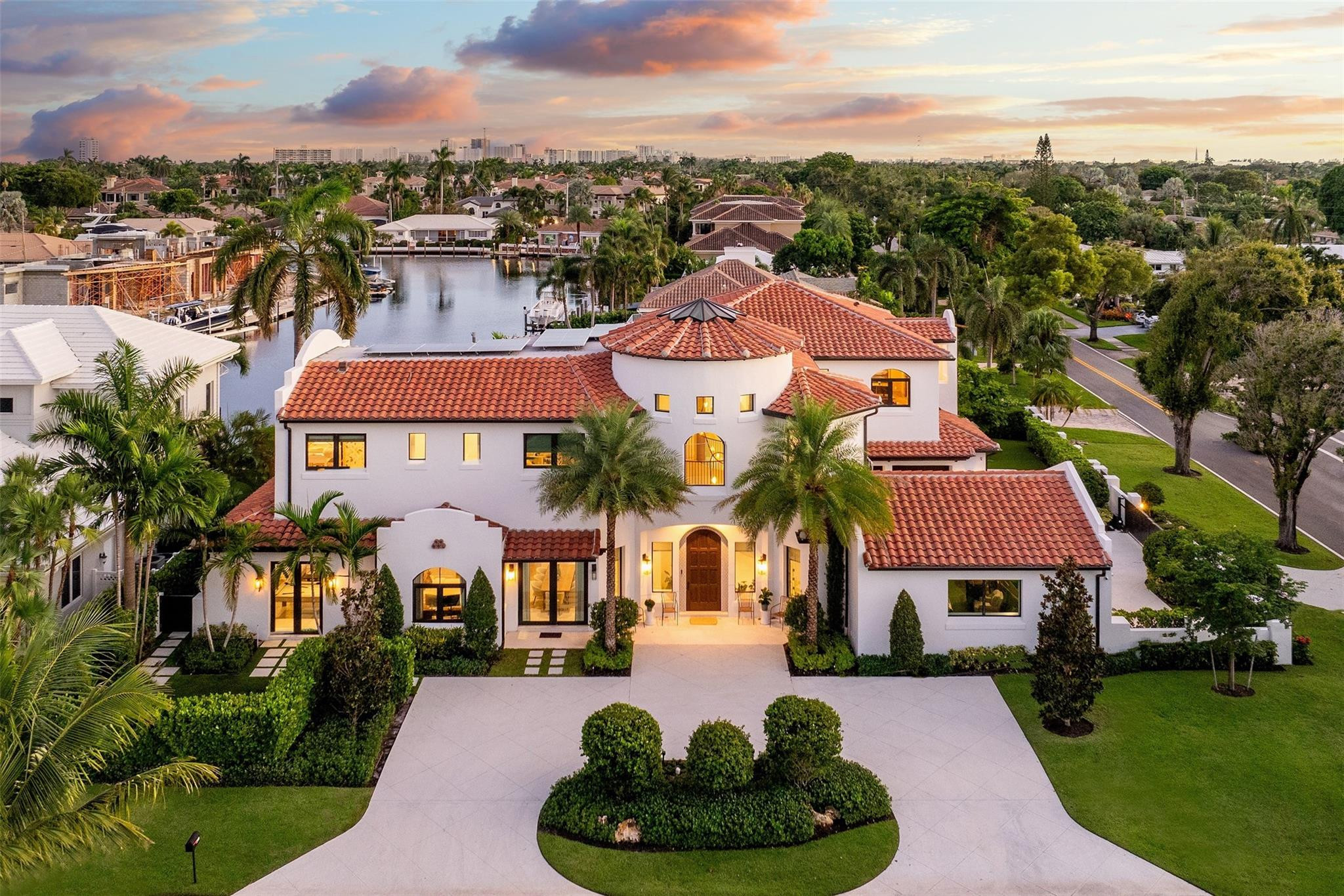 Lighthouse Point 6th Sec - Residential
