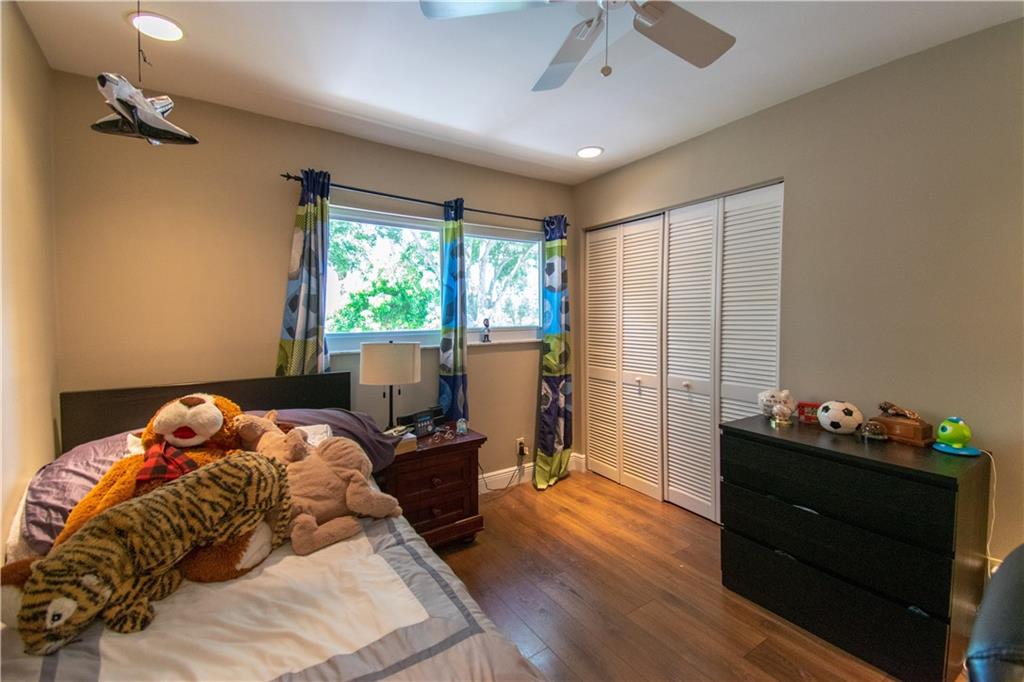 BOCA PINES - Residential
