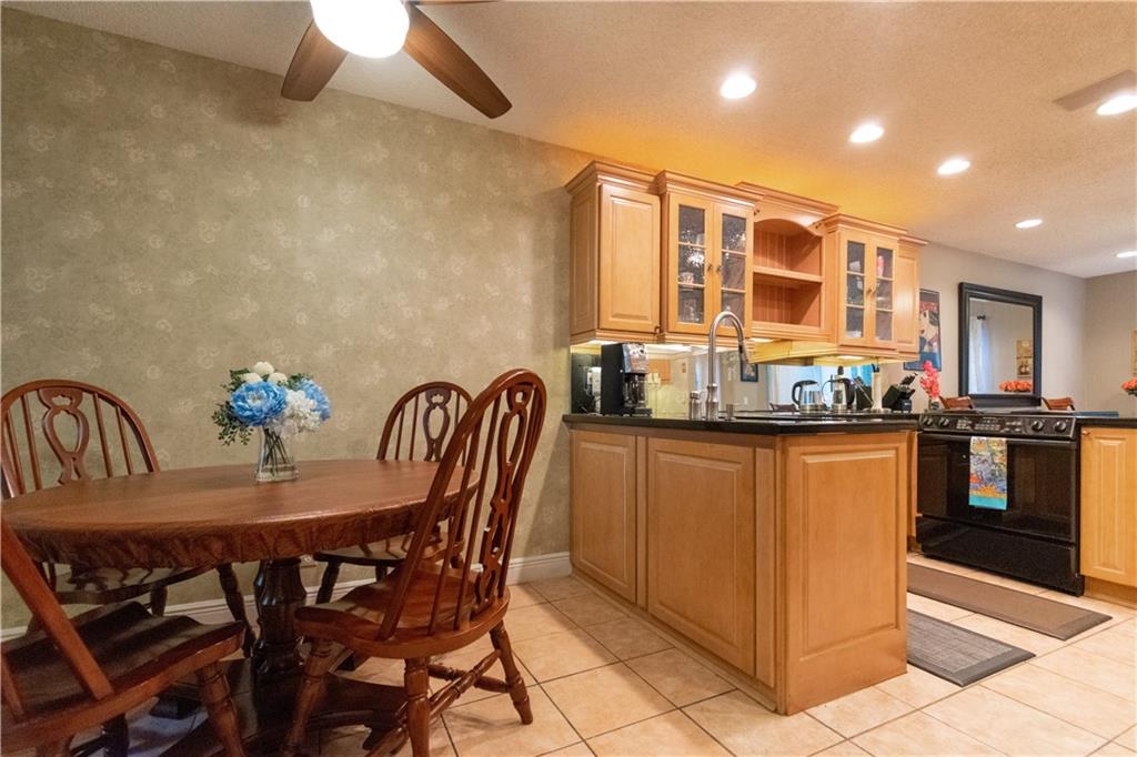 BOCA PINES - Residential