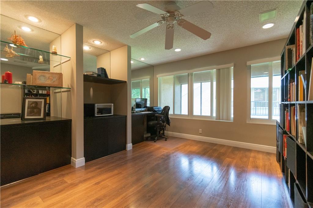 BOCA PINES - Residential