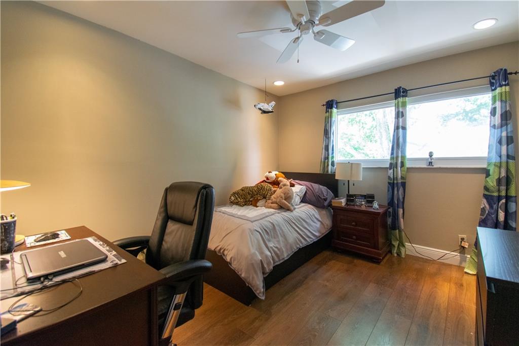 BOCA PINES - Residential