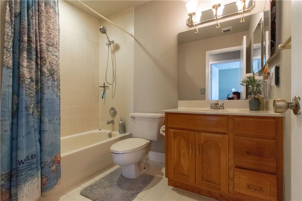 BOCA PINES - Residential