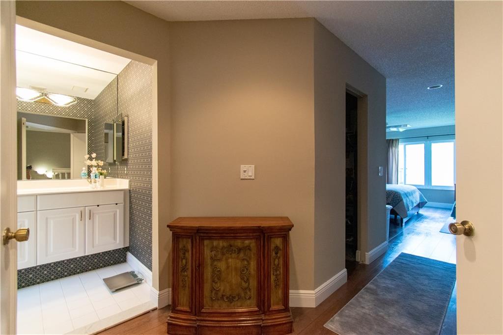 BOCA PINES - Residential