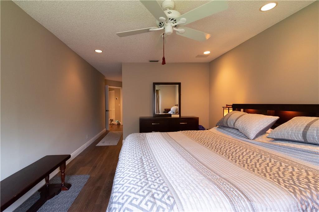 BOCA PINES - Residential