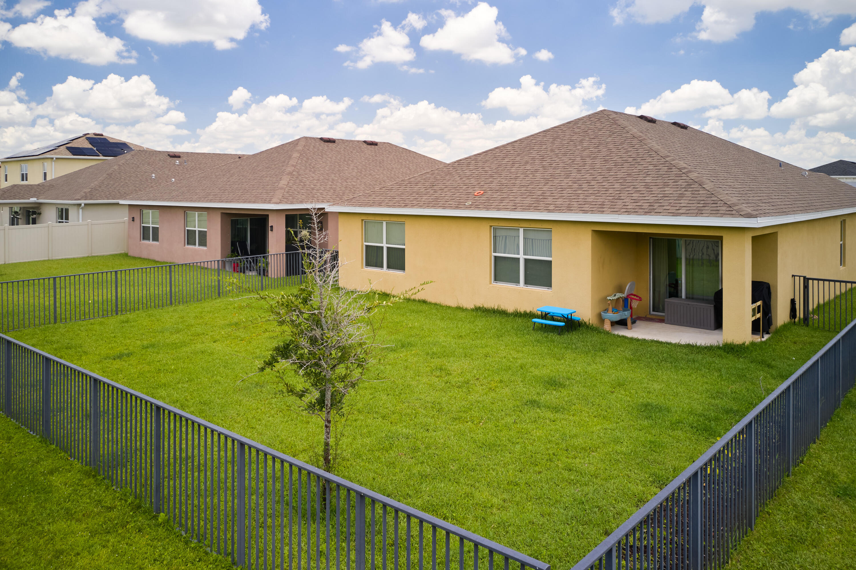 Crosstown Commons - Residential