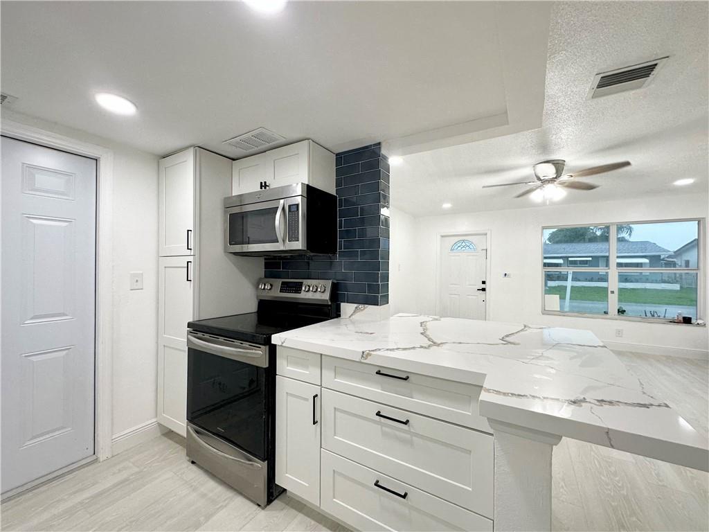 MAINLANDS OF TAMARAC LAKE - Residential
