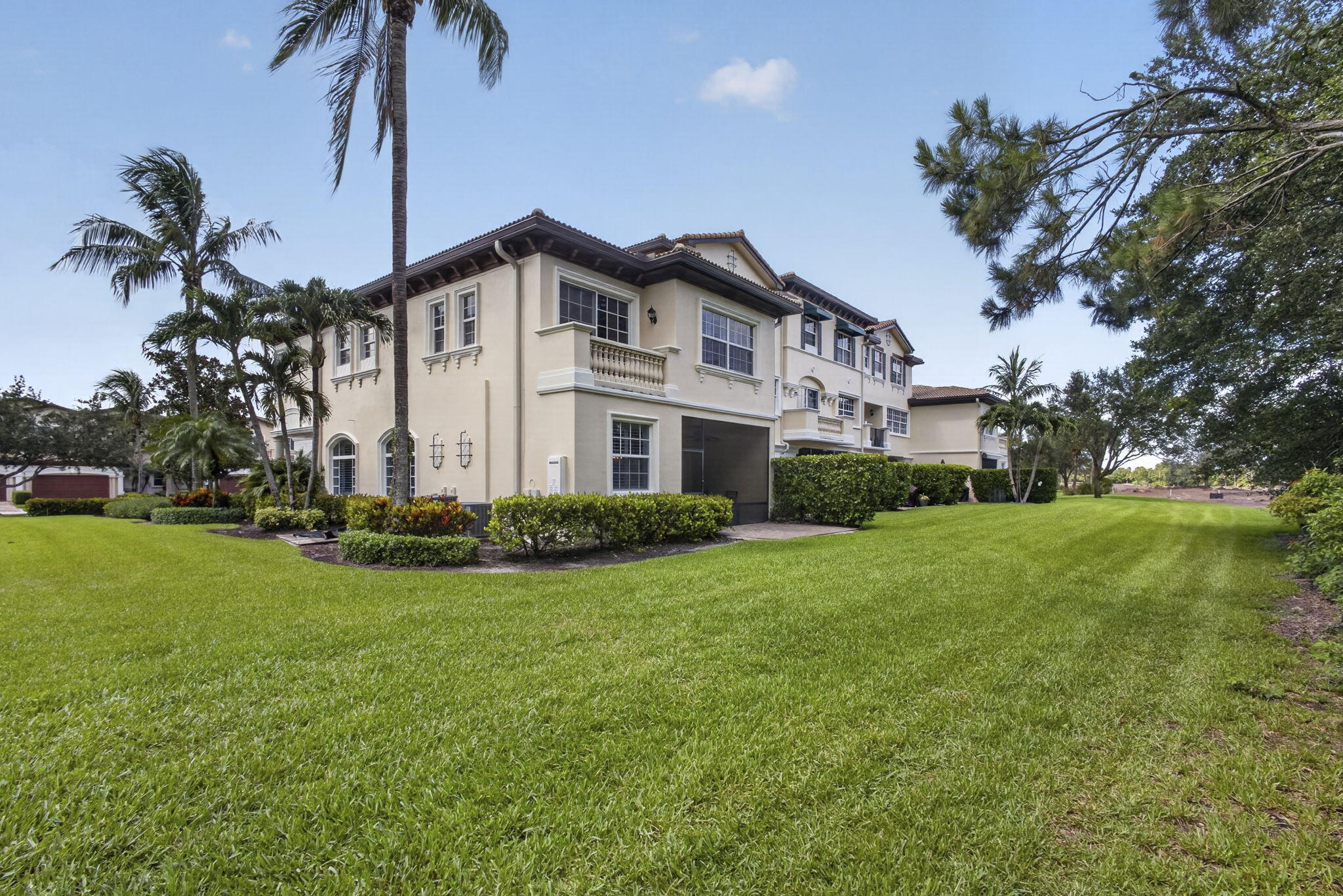JUPITER COUNTRY CLUB CONDO - Residential