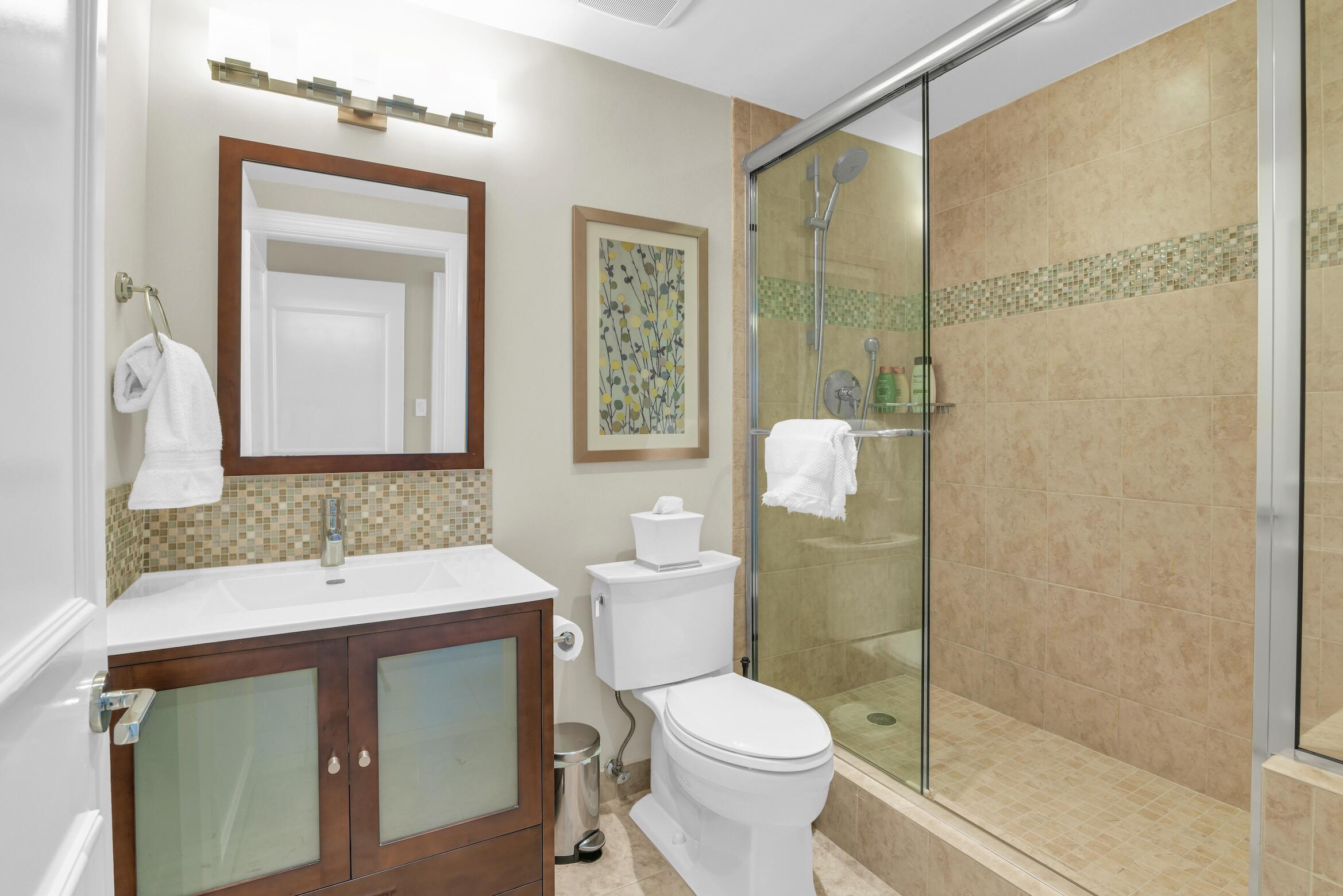 PALMS TOWER TWO CONDO - Residential Lease