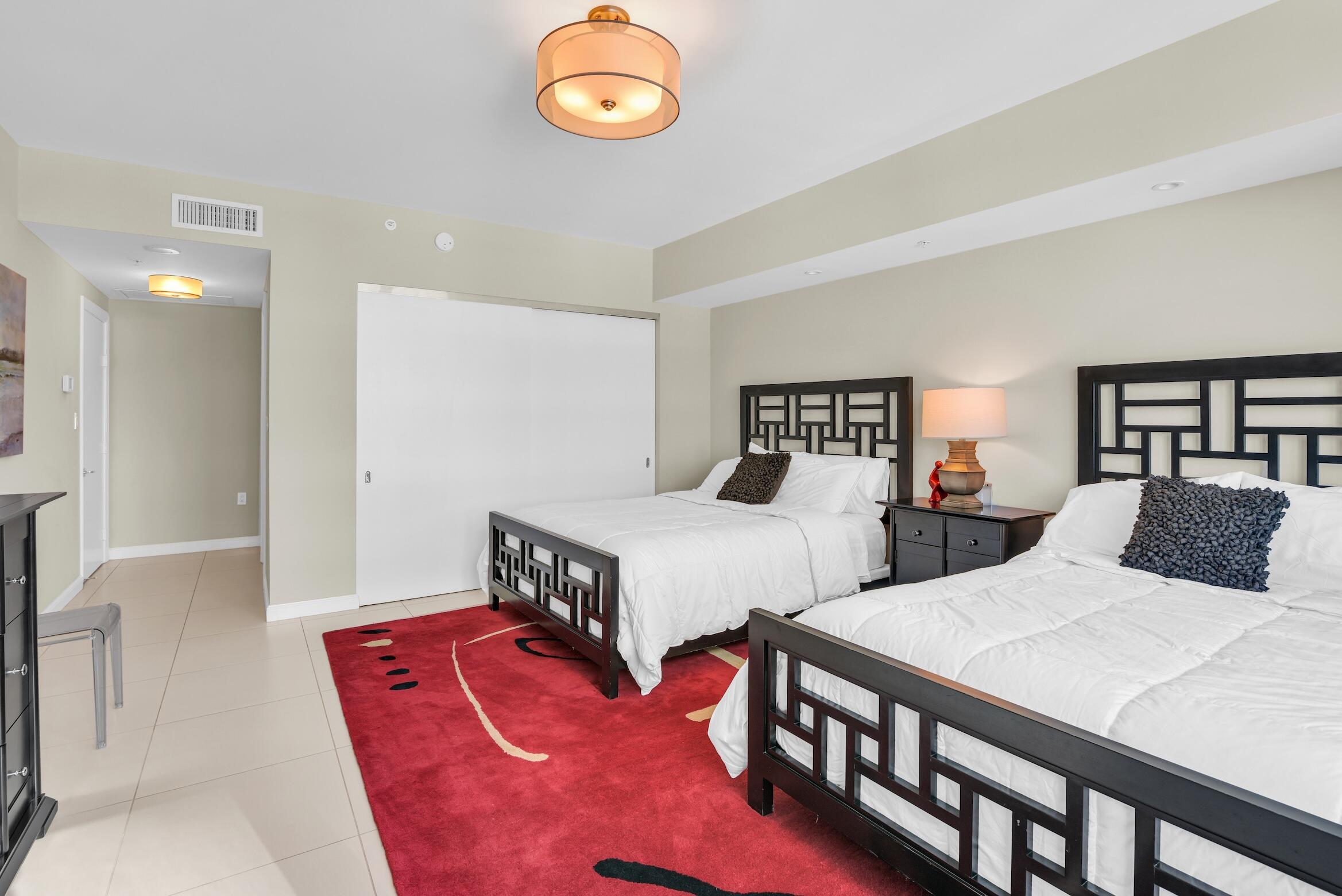 PALMS TOWER TWO CONDO - Residential Lease